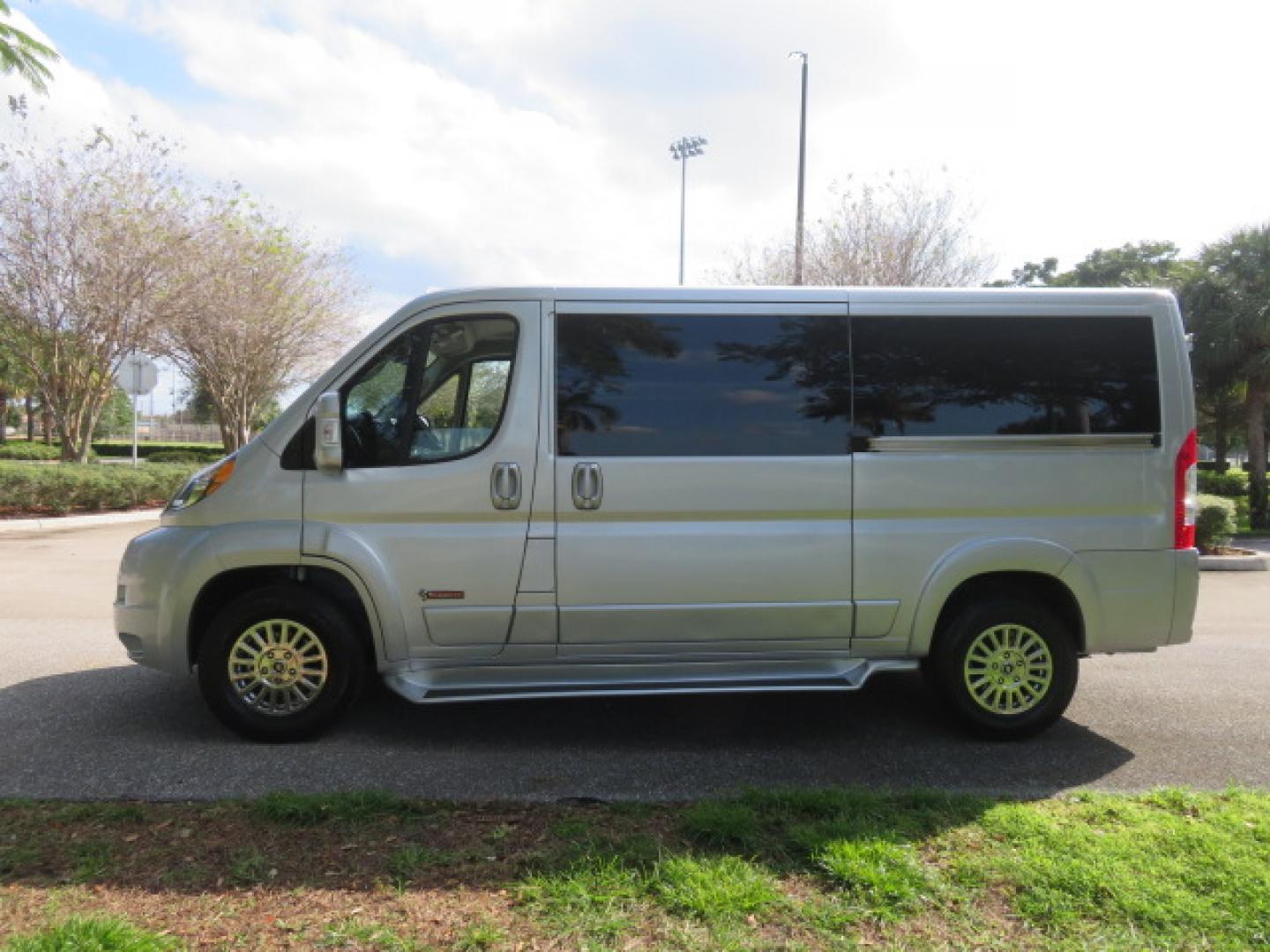 2022 Silver /Greay RAM Promaster 1500 Low Roof 136-in. WB (3C6LRVAG2NE) with an 3.6L V6 engine, 6A transmission, located at 4301 Oak Circle #19, Boca Raton, FL, 33431, (954) 561-2499, 26.388472, -80.084045 - You are looking at a Gorgeous 2022 Ram Promaster Tempest X Handicap Wheelchair Conversion Van with 12K Original Miles, Lowered Floor, Dual Side Entry Doors, Brand New 2025 750lb Braunability Wheelchair Lift, 4 Passenger Rear Power Bench Seat/Bed, Rear Sunroof, Tie Down Pods, Extra Belt, Heated Front - Photo#14
