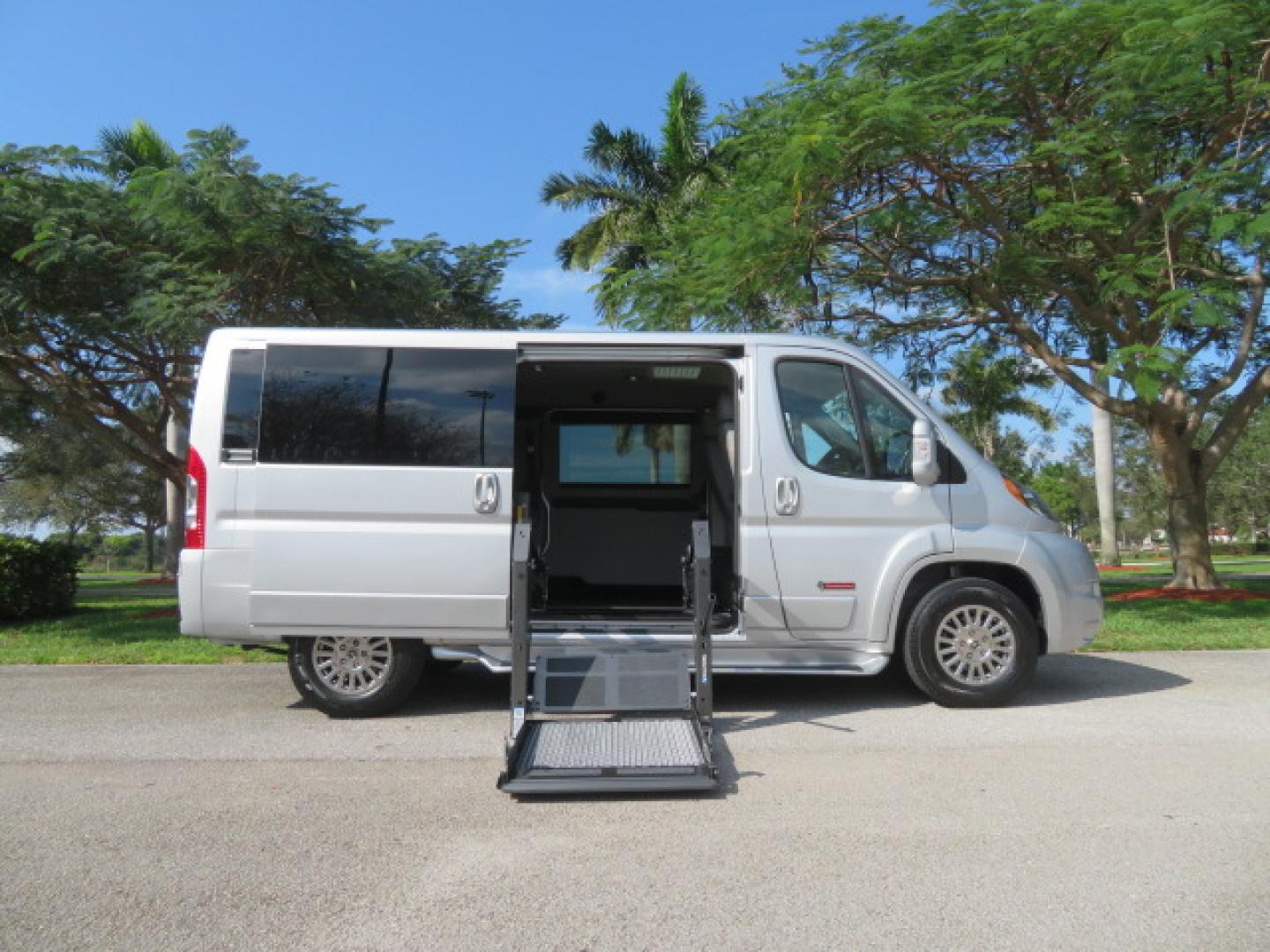 2022 Silver /Greay RAM Promaster 1500 Low Roof 136-in. WB (3C6LRVAG2NE) with an 3.6L V6 engine, 6A transmission, located at 4301 Oak Circle #19, Boca Raton, FL, 33431, (954) 561-2499, 26.388472, -80.084045 - You are looking at a Gorgeous 2022 Ram Promaster Tempest X Handicap Wheelchair Conversion Van with 12K Original Miles, Lowered Floor, Dual Side Entry Doors, Brand New 2025 750lb Braunability Wheelchair Lift, 4 Passenger Rear Power Bench Seat/Bed, Rear Sunroof, Tie Down Pods, Extra Belt, Heated Front - Photo#42