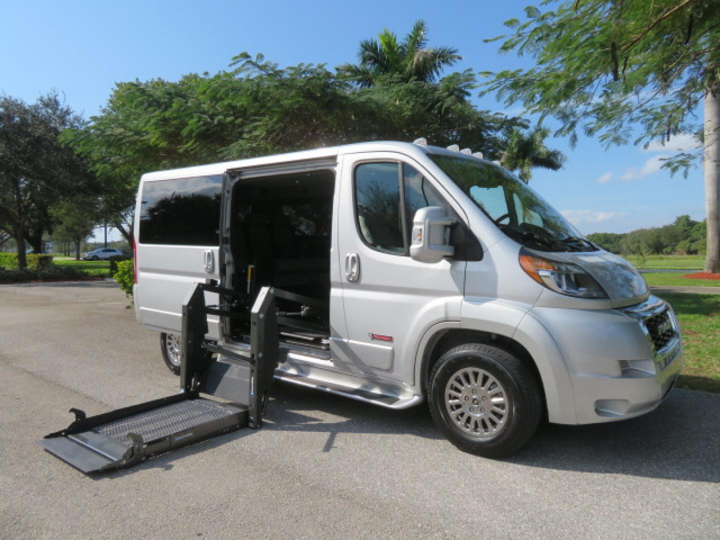 2022 Silver /Greay RAM Promaster 1500 Low Roof 136-in. WB (3C6LRVAG2NE) with an 3.6L V6 engine, 6A transmission, located at 4301 Oak Circle #19, Boca Raton, FL, 33431, (954) 561-2499, 26.388472, -80.084045 - You are looking at a Gorgeous 2022 Ram Promaster Tempest X Handicap Wheelchair Conversion Van with 12K Original Miles, Lowered Floor, Dual Side Entry Doors, Brand New 2025 750lb Braunability Wheelchair Lift, 4 Passenger Rear Power Bench Seat/Bed, Rear Sunroof, Tie Down Pods, Extra Belt, Heated Front - Photo#46