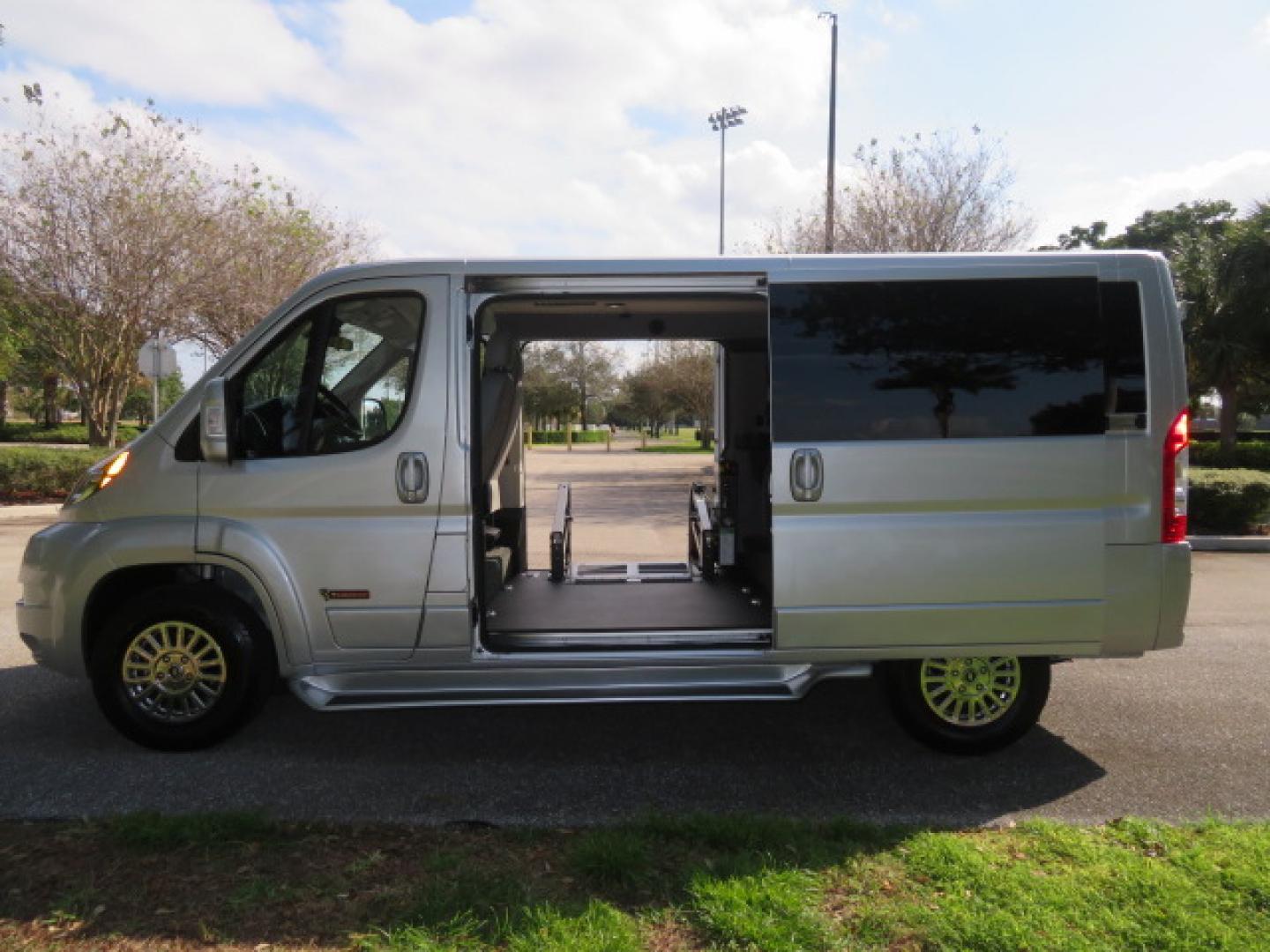 2022 Silver /Greay RAM Promaster 1500 Low Roof 136-in. WB (3C6LRVAG2NE) with an 3.6L V6 engine, 6A transmission, located at 4301 Oak Circle #19, Boca Raton, FL, 33431, (954) 561-2499, 26.388472, -80.084045 - You are looking at a Gorgeous 2022 Ram Promaster Tempest X Handicap Wheelchair Conversion Van with 12K Original Miles, Lowered Floor, Dual Side Entry Doors, Brand New 2025 750lb Braunability Wheelchair Lift, 4 Passenger Rear Power Bench Seat/Bed, Rear Sunroof, Tie Down Pods, Extra Belt, Heated Front - Photo#56