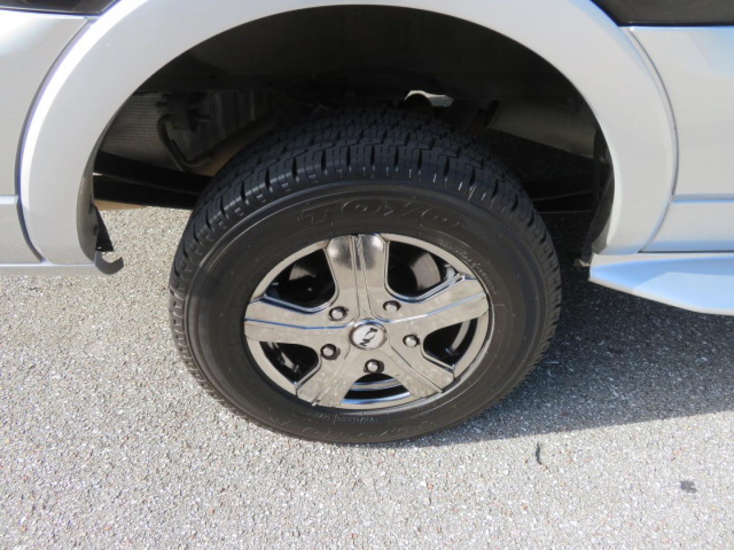 2017 Black /Gray Ford Transit 250 Van Med. Roof w/Sliding Pass. 148-in. WB (1FTYR2CGXHK) with an 3.5L V6 DOHC 24V engine, 6A transmission, located at 4301 Oak Circle #19, Boca Raton, FL, 33431, (954) 561-2499, 26.388472, -80.084045 - You are looking at a Gorgeous 2017 Ford Transit T250 Medium Roof Sherrod Handicap Wheelchair Conversion Van Fully Loaded With 32K Original Miles, Rear Entry Braunability Power Foldout Wheelchair Lift, Q Lock QLK150 Docking System for the wheelchair, Beautiful Gray Leather Interior, Rear Entertainmen - Photo#34