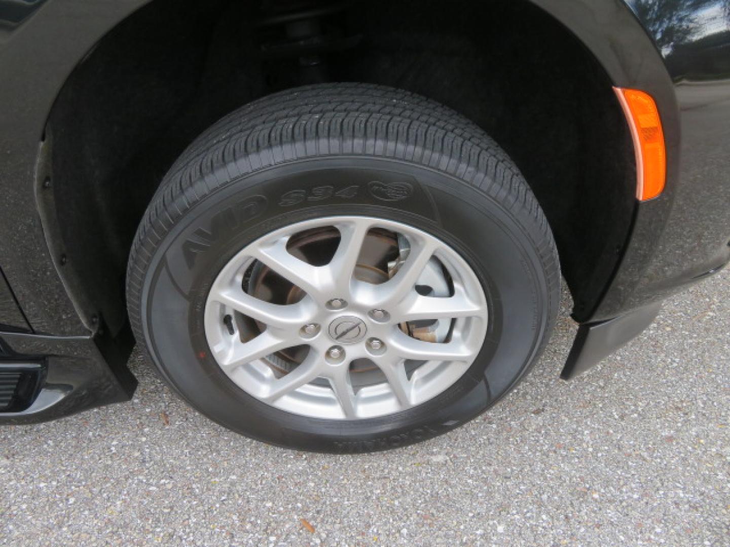 2022 Black /Black Chrysler Pacifica Touring-L (2C4RC1BG5NR) with an 3.6L V6 DOHC 24V engine, 9A transmission, located at 4301 Oak Circle #19, Boca Raton, FL, 33431, (954) 561-2499, 26.388472, -80.084045 - You are looking at a Gorgeous 2022 Chrysler Pacifica Touring L Braunability Power In Floor XI Conversion Handicap Wheelchair Conversion Van with only 9200 Miles and fully loaded with the following options: passenger Side Q Lock System, Q Straint Tie Down System, Adaptive Cruise Control with Stop and - Photo#28