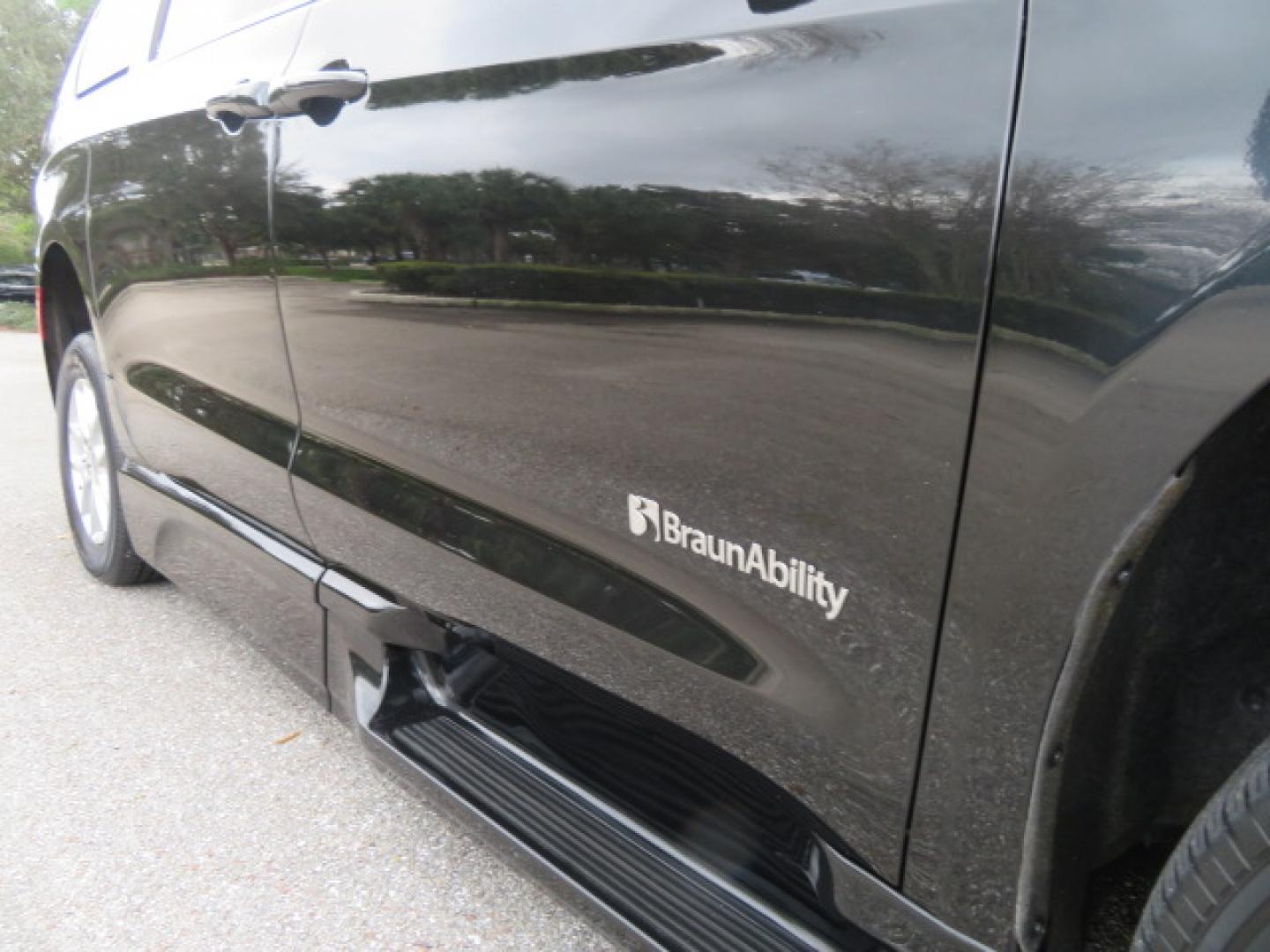 2022 Black /Black Chrysler Pacifica Touring-L (2C4RC1BG5NR) with an 3.6L V6 DOHC 24V engine, 9A transmission, located at 4301 Oak Circle #19, Boca Raton, FL, 33431, (954) 561-2499, 26.388472, -80.084045 - You are looking at a Gorgeous 2022 Chrysler Pacifica Touring L Braunability Power In Floor XI Conversion Handicap Wheelchair Conversion Van with only 9200 Miles and fully loaded with the following options: passenger Side Q Lock System, Q Straint Tie Down System, Adaptive Cruise Control with Stop and - Photo#38