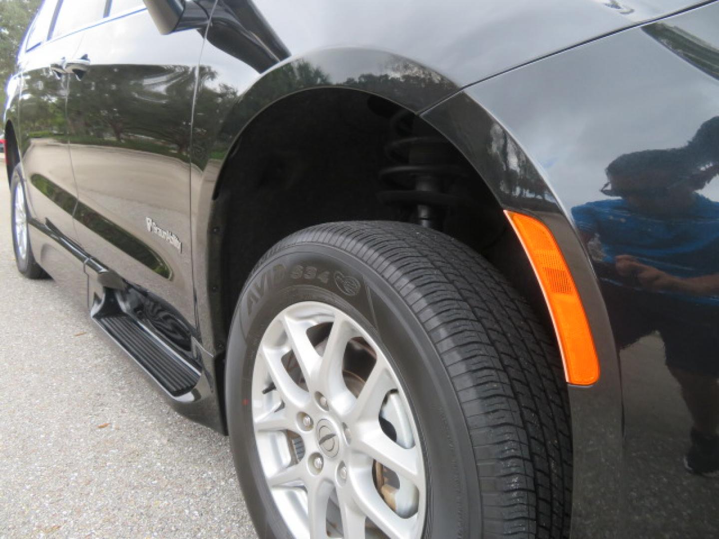 2022 Black /Black Chrysler Pacifica Touring-L (2C4RC1BG5NR) with an 3.6L V6 DOHC 24V engine, 9A transmission, located at 4301 Oak Circle #19, Boca Raton, FL, 33431, (954) 561-2499, 26.388472, -80.084045 - You are looking at a Gorgeous 2022 Chrysler Pacifica Touring L Braunability Power In Floor XI Conversion Handicap Wheelchair Conversion Van with only 9200 Miles and fully loaded with the following options: passenger Side Q Lock System, Q Straint Tie Down System, Adaptive Cruise Control with Stop and - Photo#37