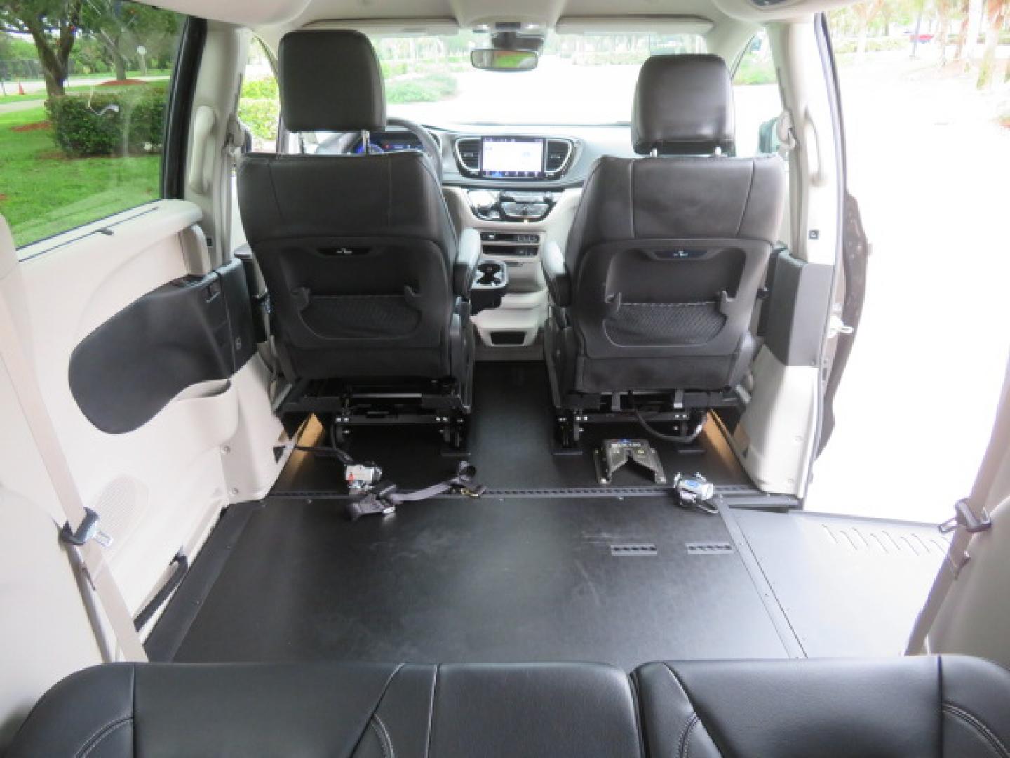 2022 Black /Black Chrysler Pacifica Touring-L (2C4RC1BG5NR) with an 3.6L V6 DOHC 24V engine, 9A transmission, located at 4301 Oak Circle #19, Boca Raton, FL, 33431, (954) 561-2499, 26.388472, -80.084045 - You are looking at a Gorgeous 2022 Chrysler Pacifica Touring L Braunability Power In Floor XI Conversion Handicap Wheelchair Conversion Van with only 9200 Miles and fully loaded with the following options: passenger Side Q Lock System, Q Straint Tie Down System, Adaptive Cruise Control with Stop and - Photo#47