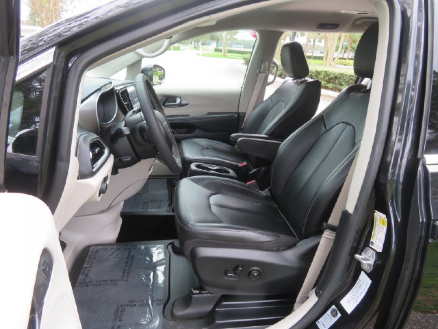 2022 Black /Black Chrysler Pacifica Touring-L (2C4RC1BG5NR) with an 3.6L V6 DOHC 24V engine, 9A transmission, located at 4301 Oak Circle #19, Boca Raton, FL, 33431, (954) 561-2499, 26.388472, -80.084045 - You are looking at a Gorgeous 2022 Chrysler Pacifica Touring L Braunability Power In Floor XI Conversion Handicap Wheelchair Conversion Van with only 9200 Miles and fully loaded with the following options: passenger Side Q Lock System, Q Straint Tie Down System, Adaptive Cruise Control with Stop and - Photo#67