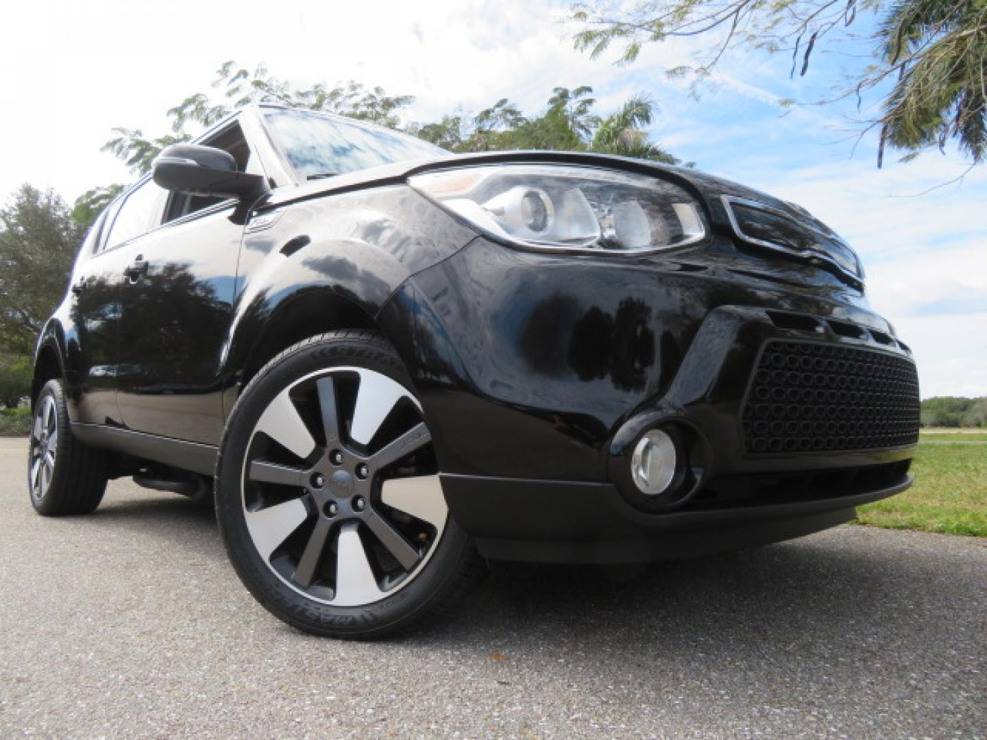 2016 Black Kia Soul ! (KNDJX3A51G7) with an 2.0L L4 DOHC 16V engine, 6A transmission, located at 4301 Oak Circle #19, Boca Raton, FL, 33431, (954) 561-2499, 26.388472, -80.084045 - You are looking at a Gorgeous 2016 Kia Soul Premium Freedom Motors Handicap Wheelchair Conversion Power Rear Entry Conversion with Transfer Seat and 44K Original Miles. This KIA is fully loaded with just about every option including: Power Rear Entry Ramp System, Driver's Transfer Seat, Tie Down Sys - Photo#6