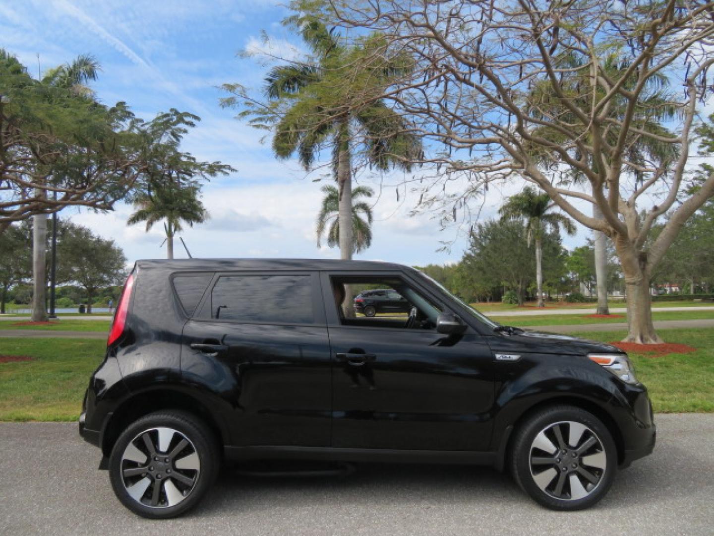 2016 Black Kia Soul ! (KNDJX3A51G7) with an 2.0L L4 DOHC 16V engine, 6A transmission, located at 4301 Oak Circle #19, Boca Raton, FL, 33431, (954) 561-2499, 26.388472, -80.084045 - You are looking at a Gorgeous 2016 Kia Soul Premium Freedom Motors Handicap Wheelchair Conversion Power Rear Entry Conversion with Transfer Seat and 44K Original Miles. This KIA is fully loaded with just about every option including: Power Rear Entry Ramp System, Driver's Transfer Seat, Tie Down Sys - Photo#9