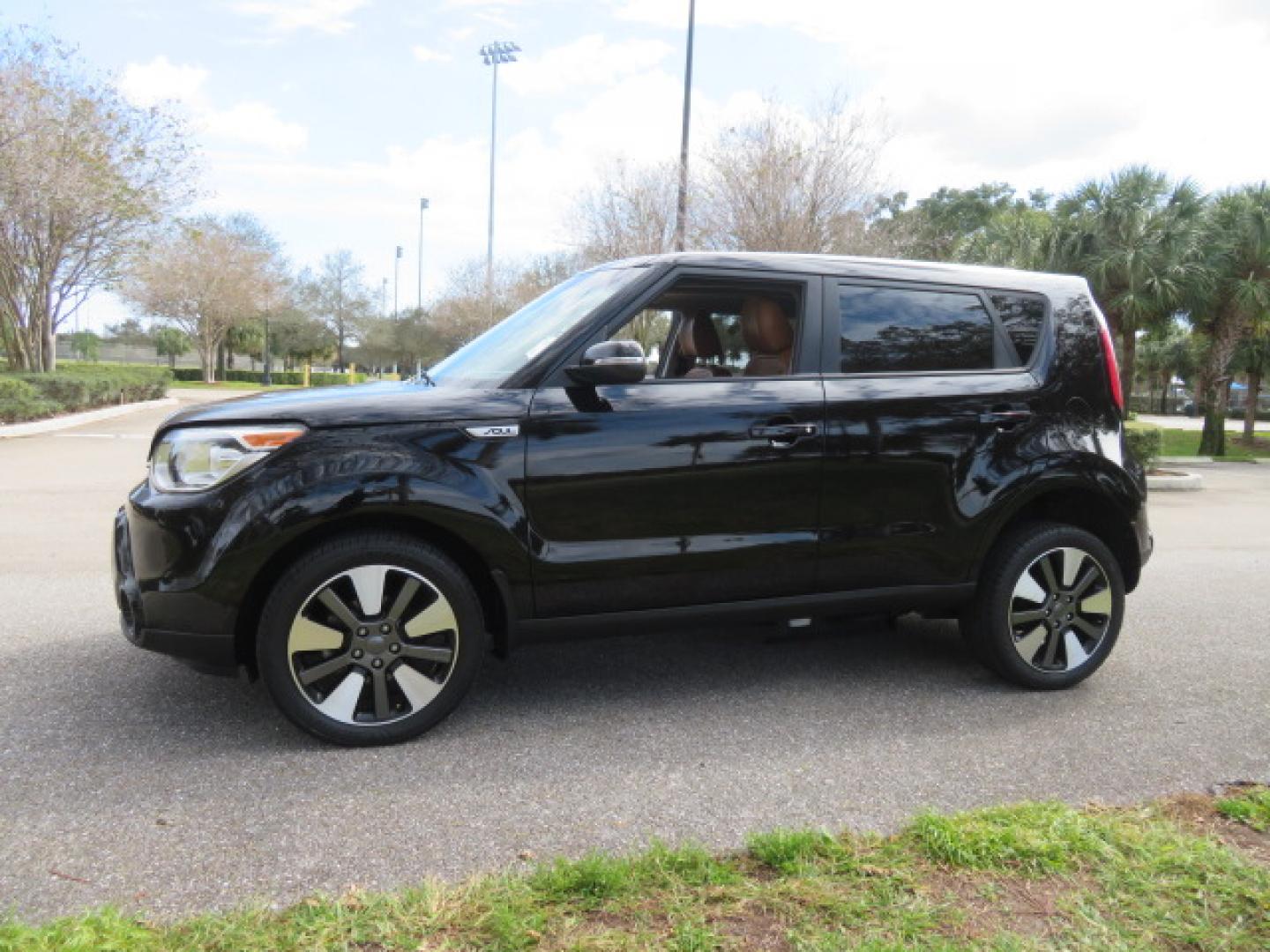 2016 Black Kia Soul ! (KNDJX3A51G7) with an 2.0L L4 DOHC 16V engine, 6A transmission, located at 4301 Oak Circle #19, Boca Raton, FL, 33431, (954) 561-2499, 26.388472, -80.084045 - You are looking at a Gorgeous 2016 Kia Soul Premium Freedom Motors Handicap Wheelchair Conversion Power Rear Entry Conversion with Transfer Seat and 44K Original Miles. This KIA is fully loaded with just about every option including: Power Rear Entry Ramp System, Driver's Transfer Seat, Tie Down Sys - Photo#15