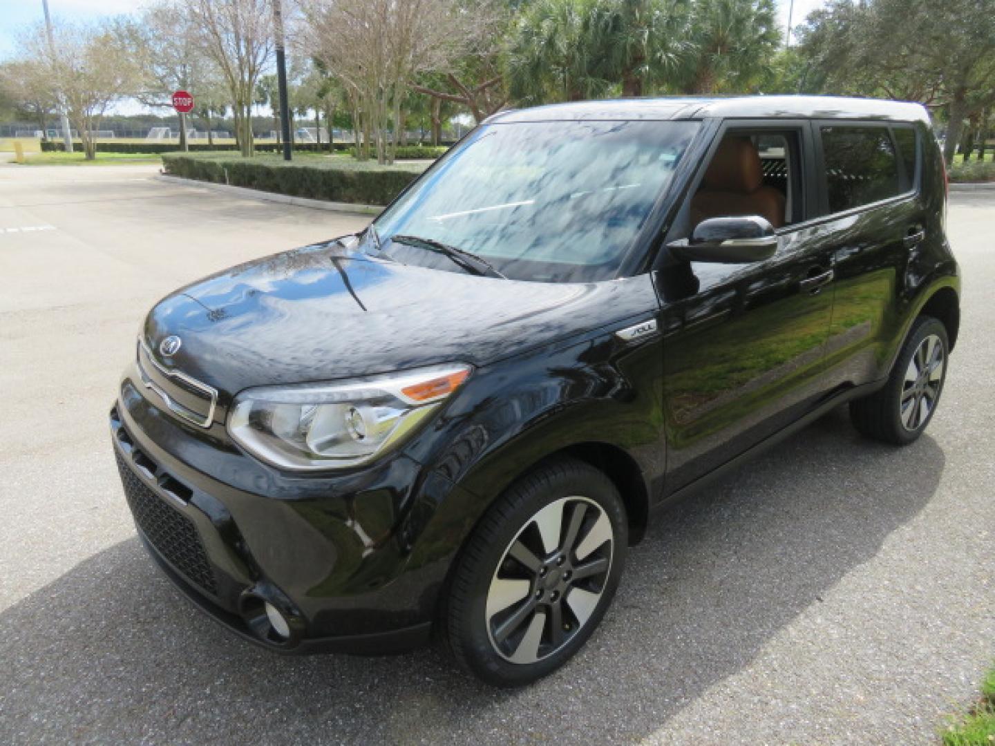 2016 Black Kia Soul ! (KNDJX3A51G7) with an 2.0L L4 DOHC 16V engine, 6A transmission, located at 4301 Oak Circle #19, Boca Raton, FL, 33431, (954) 561-2499, 26.388472, -80.084045 - You are looking at a Gorgeous 2016 Kia Soul Premium Freedom Motors Handicap Wheelchair Conversion Power Rear Entry Conversion with Transfer Seat and 44K Original Miles. This KIA is fully loaded with just about every option including: Power Rear Entry Ramp System, Driver's Transfer Seat, Tie Down Sys - Photo#24