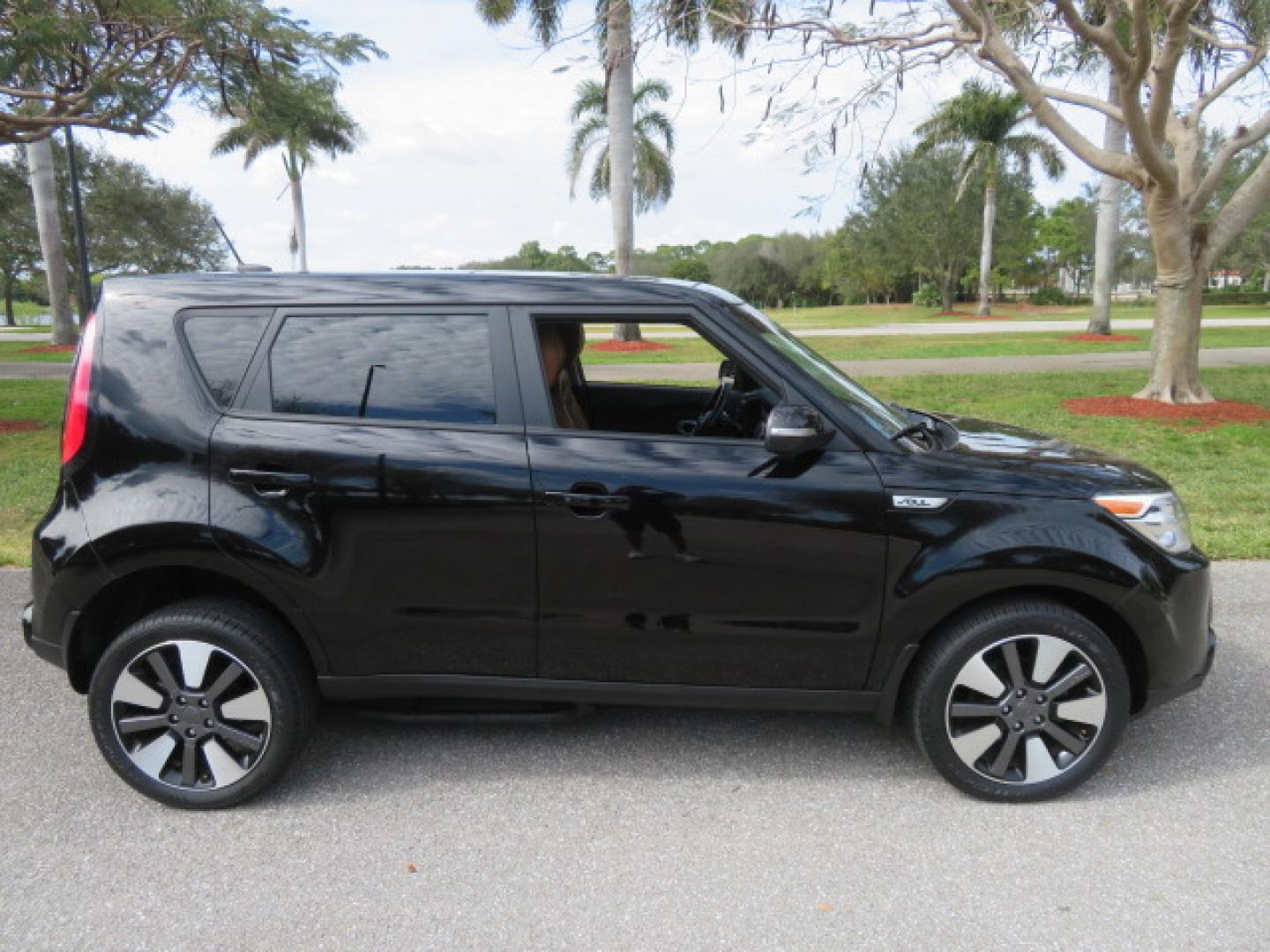 2016 Black Kia Soul ! (KNDJX3A51G7) with an 2.0L L4 DOHC 16V engine, 6A transmission, located at 4301 Oak Circle #19, Boca Raton, FL, 33431, (954) 561-2499, 26.388472, -80.084045 - You are looking at a Gorgeous 2016 Kia Soul Premium Freedom Motors Handicap Wheelchair Conversion Power Rear Entry Conversion with Transfer Seat and 44K Original Miles. This KIA is fully loaded with just about every option including: Power Rear Entry Ramp System, Driver's Transfer Seat, Tie Down Sys - Photo#31