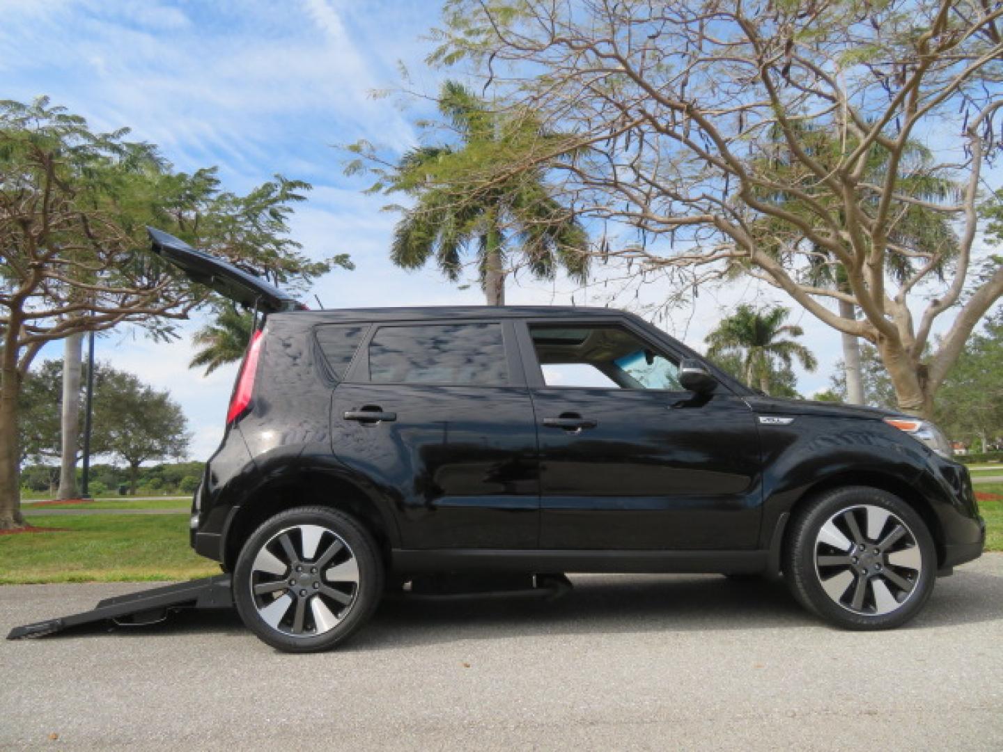 2016 Black Kia Soul ! (KNDJX3A51G7) with an 2.0L L4 DOHC 16V engine, 6A transmission, located at 4301 Oak Circle #19, Boca Raton, FL, 33431, (954) 561-2499, 26.388472, -80.084045 - You are looking at a Gorgeous 2016 Kia Soul Premium Freedom Motors Handicap Wheelchair Conversion Power Rear Entry Conversion with Transfer Seat and 44K Original Miles. This KIA is fully loaded with just about every option including: Power Rear Entry Ramp System, Driver's Transfer Seat, Tie Down Sys - Photo#1