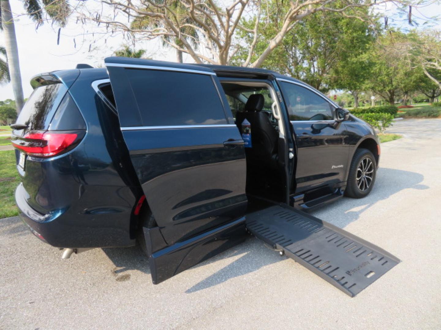 2023 Dark Blue /Black Chrysler Pacifica Touring-L (2C4RC1BG4PR) with an 3.6L V6 DOHC 24V engine, 9A transmission, located at 4301 Oak Circle #19, Boca Raton, FL, 33431, (954) 561-2499, 26.388472, -80.084045 - You are looking at a Gorgeous Blue Fathom Pearl 2023 Chrysler Pacifica Touring L Braunability Power Foldout XT Conversion Handicap Wheelchair Conversion Van with 5K Miles, Driver's Transfer Seat, and fully loaded with the following options: Adaptive Cruise Control with Stop and Go Blind–Spot, and - Photo#32