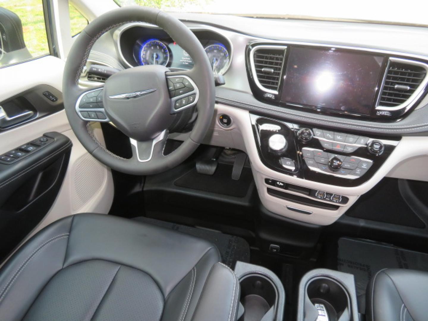 2023 Dark Blue /Black Chrysler Pacifica Touring-L (2C4RC1BG4PR) with an 3.6L V6 DOHC 24V engine, 9A transmission, located at 4301 Oak Circle #19, Boca Raton, FL, 33431, (954) 561-2499, 26.388472, -80.084045 - You are looking at a Gorgeous Blue Fathom Pearl 2023 Chrysler Pacifica Touring L Braunability Power Foldout XT Conversion Handicap Wheelchair Conversion Van with 5K Miles, Driver's Transfer Seat, and fully loaded with the following options: Adaptive Cruise Control with Stop and Go Blind–Spot, and - Photo#44