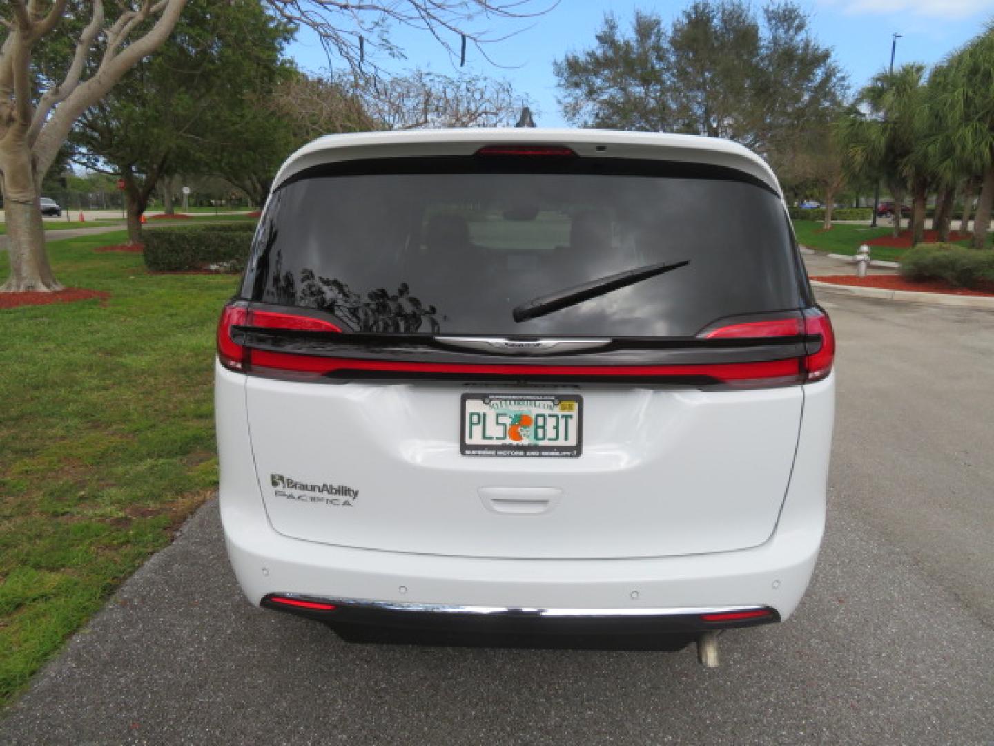 2025 White /Black Chrysler Pacifica Select (2C4RC1BG6SR) with an 3.6L V6 DOHC 24V engine, 9A transmission, located at 4301 Oak Circle #19, Boca Raton, FL, 33431, (954) 561-2499, 26.388472, -80.084045 - 2025 CHRYSLER PACIFICA SELECT Braunability Handicap Wheelchair Conversion with 280 Original Miles. Braun Power Foldout XT Ramp System. Clean Carfax No Stories. This van is Brand New. Still has original plastic from the facotry. Purchased new in November and the van was sold due to unfortunate circum - Photo#22