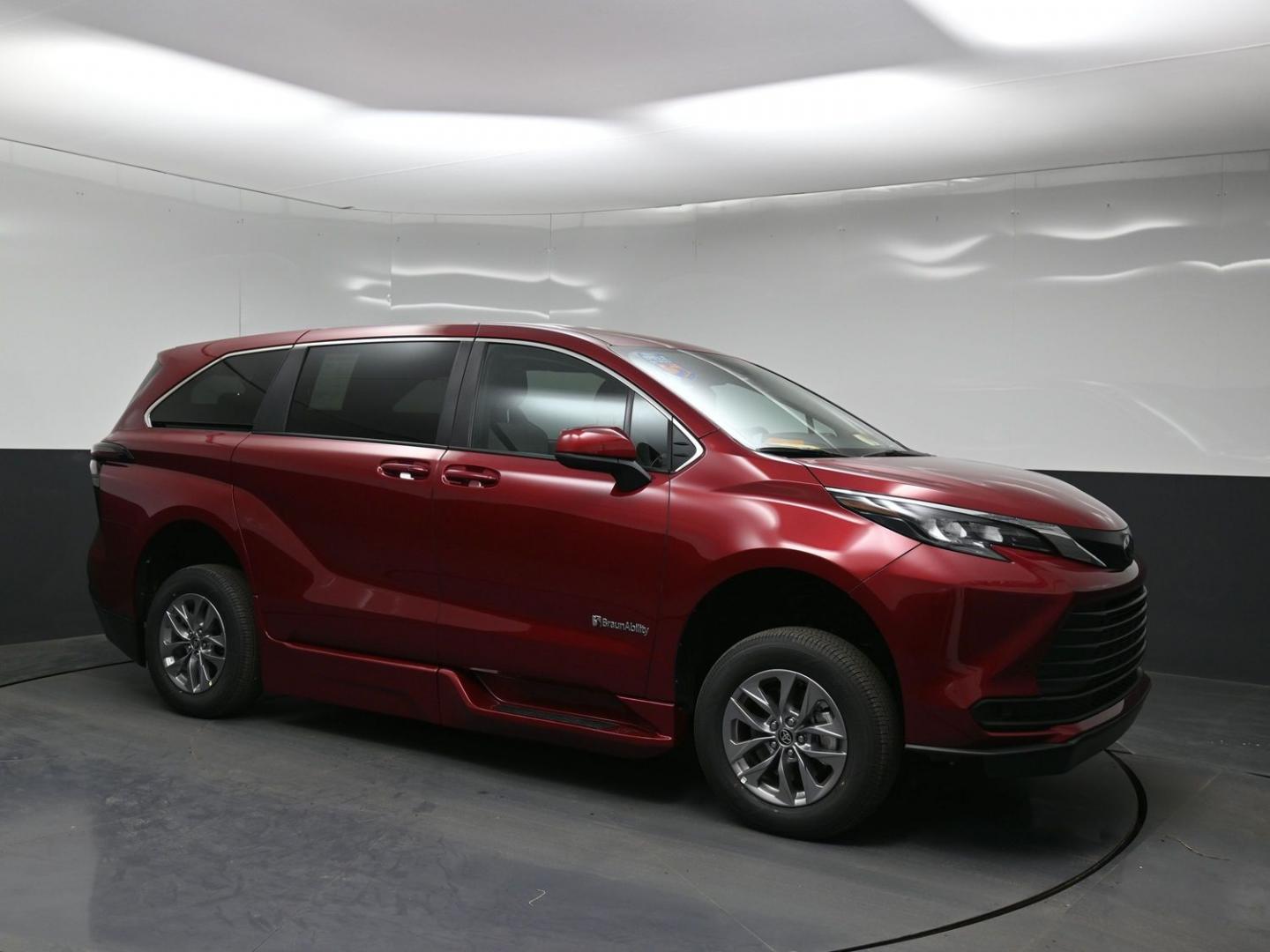 2026 Red /Gray Toyota Sienna LE 8-Passenger (5TDKRKEC7TS) with an 2.5L L4 DOHC 16V HYBRID engine, CVT transmission, located at 4301 Oak Circle #19, Boca Raton, FL, 33431, (954) 561-2499, 26.388472, -80.084045 - Brand New 2026 Toyota Sienna LE Braunability Handicap Wheelchair Conversion Braunability XT Conversion Power Foldout Ramp Fully Loaded! Ask about our Dealer Rebate Programs! 954-561-2499. ?? JUST ARRIVED | BRAND NEW 2026 TOYOTA SIENNA LE ?? BraunAbility XT Power Wheelchair Conversion Experience u - Photo#70