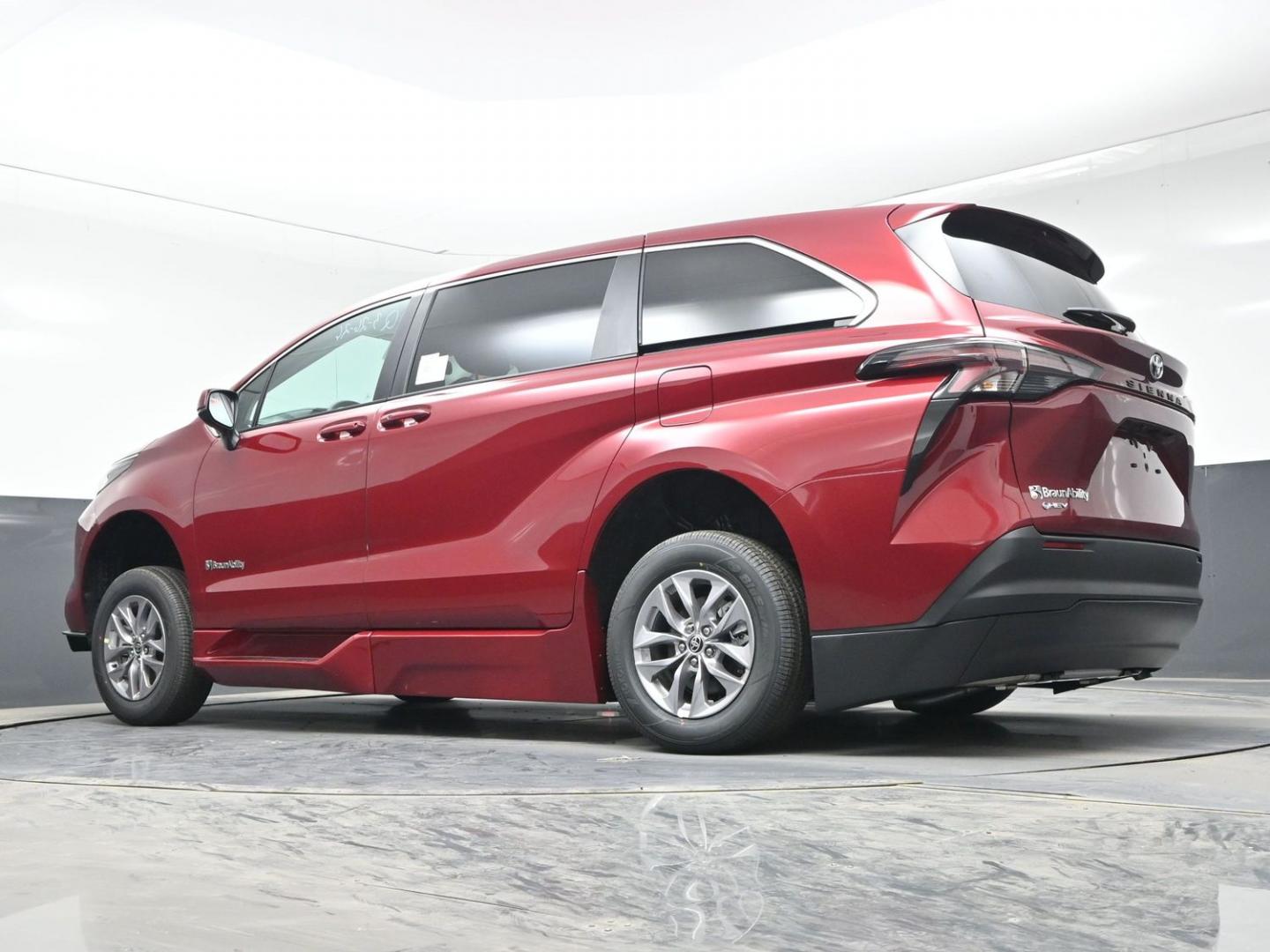 2026 Red /Gray Toyota Sienna LE 8-Passenger (5TDKRKEC7TS) with an 2.5L L4 DOHC 16V HYBRID engine, CVT transmission, located at 4301 Oak Circle #19, Boca Raton, FL, 33431, (954) 561-2499, 26.388472, -80.084045 - Brand New 2026 Toyota Sienna LE Braunability Handicap Wheelchair Conversion Braunability XT Conversion Power Foldout Ramp Fully Loaded! Ask about our Dealer Rebate Programs! 954-561-2499. ?? JUST ARRIVED | BRAND NEW 2026 TOYOTA SIENNA LE ?? BraunAbility XT Power Wheelchair Conversion Experience u - Photo#73