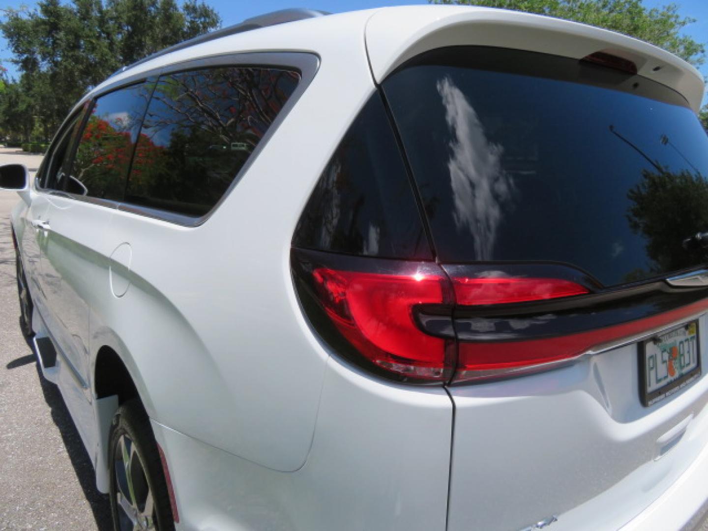 2022 White /Caramel Chrysler Pacifica Pinnacle (2C4RC1PG1NR) with an 3.6L V6 DOHC 24V engine, 9A transmission, located at 4301 Oak Circle #19, Boca Raton, FL, 33431, (954) 561-2499, 26.388472, -80.084045 - ? 2022 Chrysler Pacifica Pinnacle Rollx Handicap Wheelchair Conversion Van – ONLY 10K Original Miles ? ? ULTRA RARE PINNACLE EDITION – THE ULTIMATE LUXURY WHEELCHAIR VAN ? Experience unmatched luxury, accessibility, and innovation with this stunning 2022 Chrysler Pacifica Pinnacle Rollx Handic - Photo#31