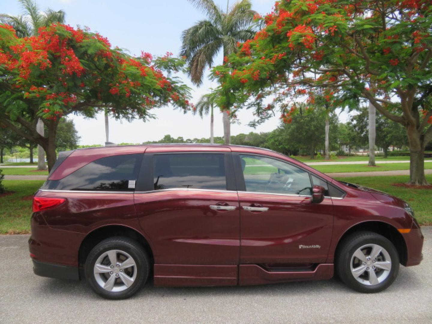 2018 Honda Odyssey EXR (5FNRL6H71JB) with an 3.5L V6 SOHC 24V engine, 6A transmission, located at 4301 Oak Circle #19, Boca Raton, FL, 33431, (954) 561-2499, 26.388472, -80.084045 - ? **2018 Honda Odyssey BraunAbility XI Wheelchair Accessible Van** ? **Quality. Reliability. Accessibility.** Looking for a dependable, low-mileage wheelchair accessible van? This **2018 Honda Odyssey BraunAbility XI** is in **excellent condition inside and out** and is ready for its next owne- Photo#18