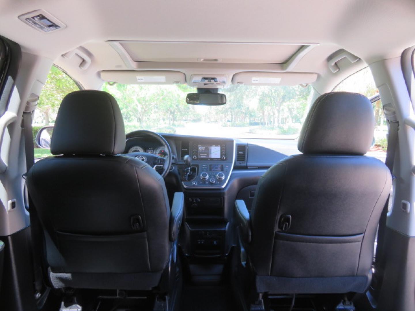 2020 Black /Black Toyota Sienna SE 8-Passenger (5TDXZ3DC3LS) with an 3.5L V6 EFI DOHC 24V engine, 8A transmission, located at 4301 Oak Circle #19, Boca Raton, FL, 33431, (954) 561-2499, 26.388472, -80.084045- Photo#52