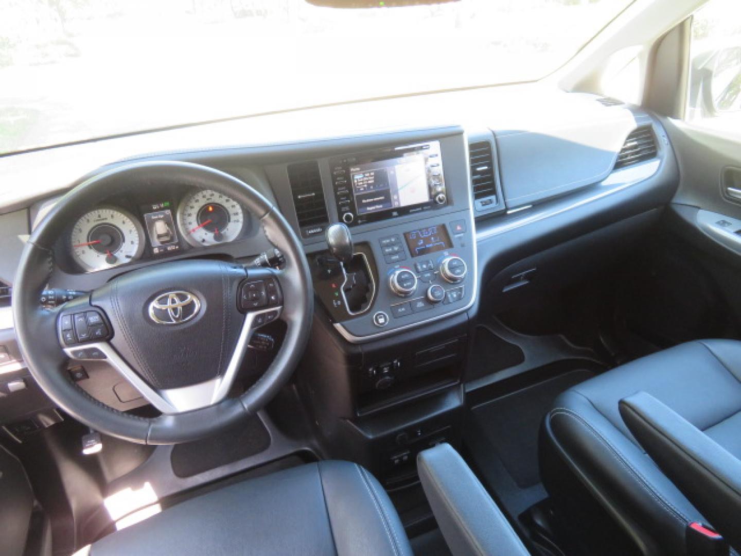 2020 Black /Black Toyota Sienna SE 8-Passenger (5TDXZ3DC3LS) with an 3.5L V6 EFI DOHC 24V engine, 8A transmission, located at 4301 Oak Circle #19, Boca Raton, FL, 33431, (954) 561-2499, 26.388472, -80.084045- Photo#65