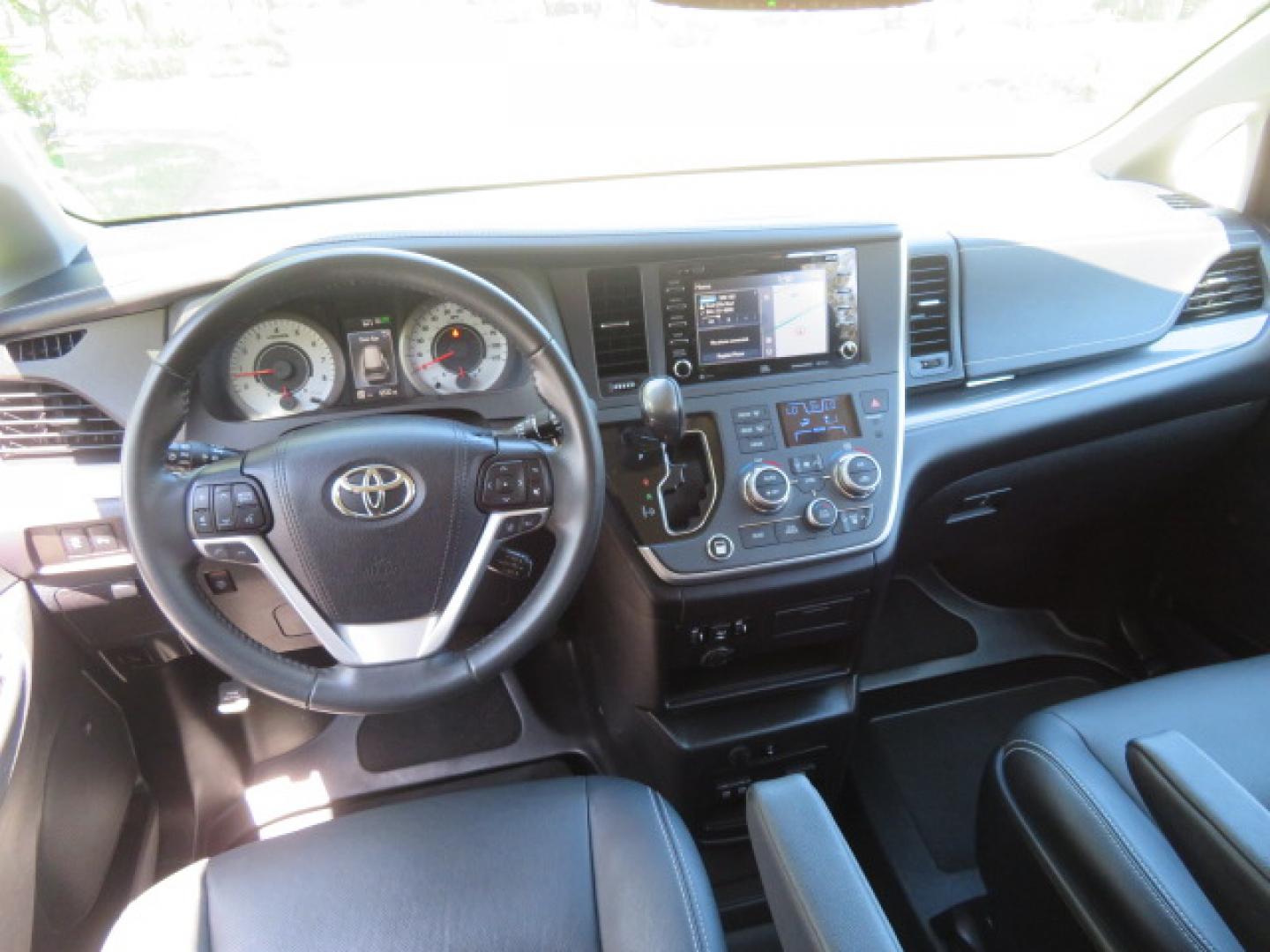 2020 Black /Black Toyota Sienna SE 8-Passenger (5TDXZ3DC3LS) with an 3.5L V6 EFI DOHC 24V engine, 8A transmission, located at 4301 Oak Circle #19, Boca Raton, FL, 33431, (954) 561-2499, 26.388472, -80.084045- Photo#66