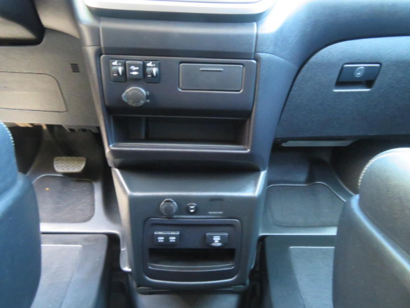 2020 Black /Black Toyota Sienna SE 8-Passenger (5TDXZ3DC3LS) with an 3.5L V6 EFI DOHC 24V engine, 8A transmission, located at 4301 Oak Circle #19, Boca Raton, FL, 33431, (954) 561-2499, 26.388472, -80.084045- Photo#68