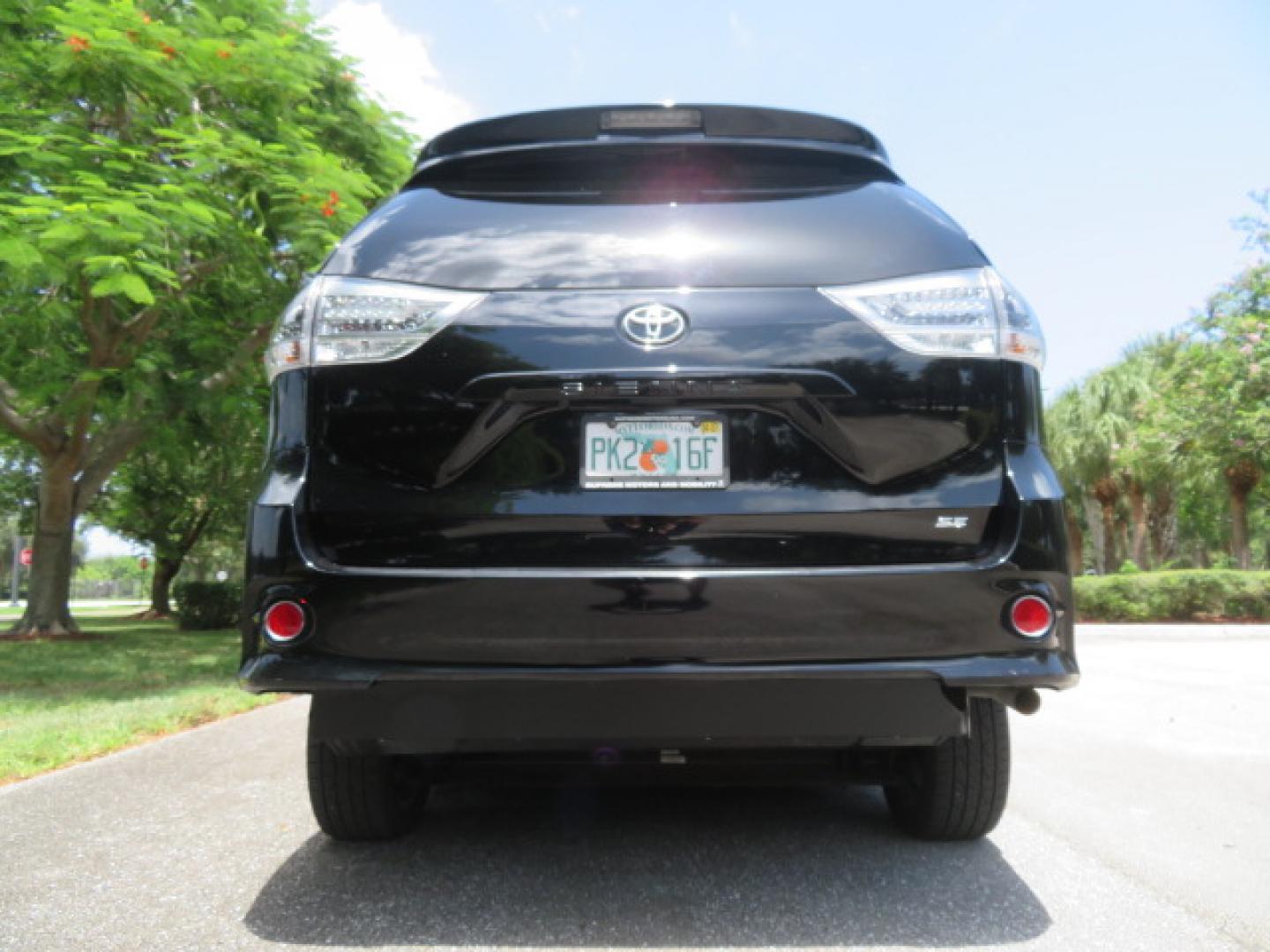 2017 Black /Black Toyota Sienna SE 8-Passenger (5TDXZ3DC2HS) with an 3.5L V6 EFI DOHC 24V engine, 8A transmission, located at 4301 Oak Circle #19, Boca Raton, FL, 33431, (954) 561-2499, 26.388472, -80.084045 - You are looking at Gorgeous Low Mileage Black on Black Garage Kept 2017 Toyota Sienna SE Sport Handicap Van Wheelchair Van VMI Conversion Van with 21K Original Miles, Power Side Entry Ramp with Kneeling Van Function, Q Straint Tie Down System. Quick Release Front Seats, Driver's Transfer Seat, Hand- Photo#18