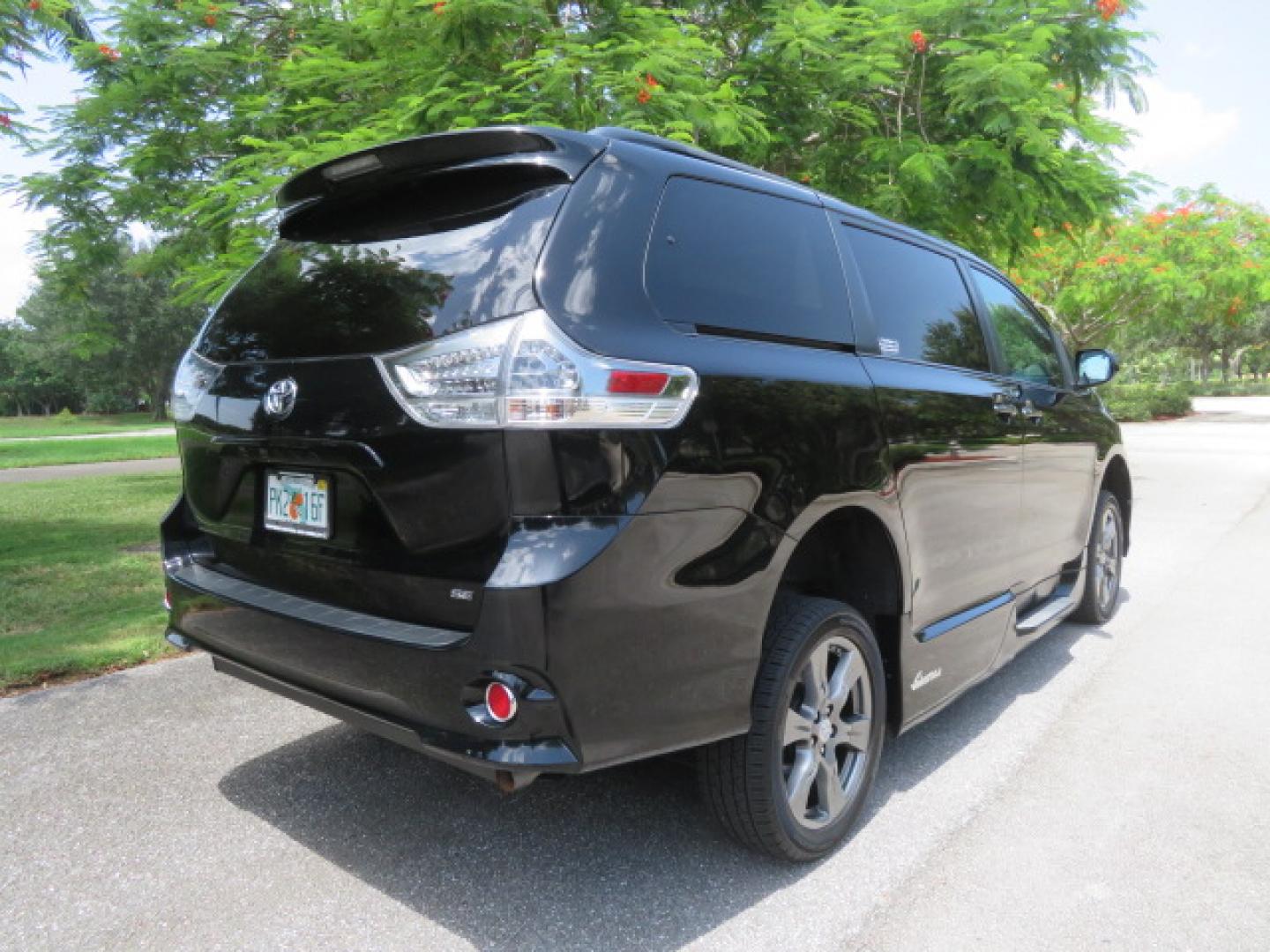 2017 Black /Black Toyota Sienna SE 8-Passenger (5TDXZ3DC2HS) with an 3.5L V6 EFI DOHC 24V engine, 8A transmission, located at 4301 Oak Circle #19, Boca Raton, FL, 33431, (954) 561-2499, 26.388472, -80.084045 - You are looking at Gorgeous Low Mileage Black on Black Garage Kept 2017 Toyota Sienna SE Sport Handicap Van Wheelchair Van VMI Conversion Van with 21K Original Miles, Power Side Entry Ramp with Kneeling Van Function, Q Straint Tie Down System. Quick Release Front Seats, Driver's Transfer Seat, Hand- Photo#19