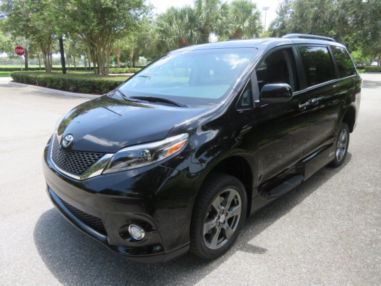 2017 Black /Black Toyota Sienna SE 8-Passenger (5TDXZ3DC2HS) with an 3.5L V6 EFI DOHC 24V engine, 8A transmission, located at 4301 Oak Circle #19, Boca Raton, FL, 33431, (954) 561-2499, 26.388472, -80.084045 - You are looking at Gorgeous Low Mileage Black on Black Garage Kept 2017 Toyota Sienna SE Sport Handicap Van Wheelchair Van VMI Conversion Van with 21K Original Miles, Power Side Entry Ramp with Kneeling Van Function, Q Straint Tie Down System. Quick Release Front Seats, Driver's Transfer Seat, Hand- Photo#24