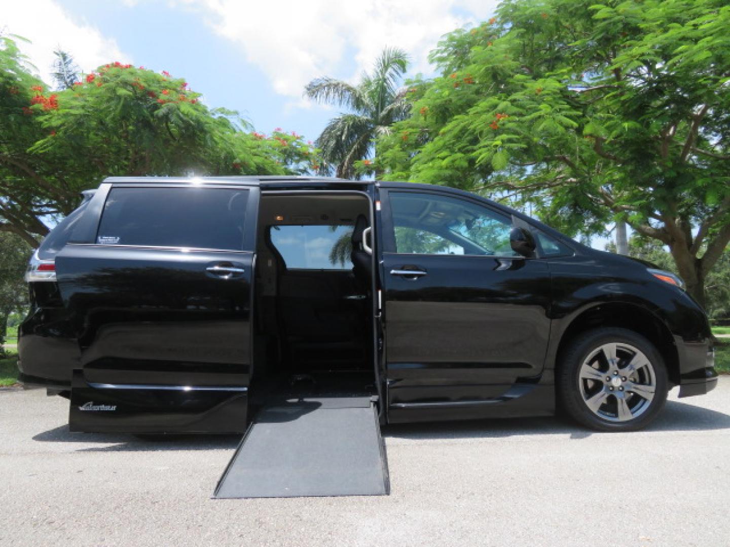 2017 Black /Black Toyota Sienna SE 8-Passenger (5TDXZ3DC2HS) with an 3.5L V6 EFI DOHC 24V engine, 8A transmission, located at 4301 Oak Circle #19, Boca Raton, FL, 33431, (954) 561-2499, 26.388472, -80.084045 - You are looking at Gorgeous Low Mileage Black on Black Garage Kept 2017 Toyota Sienna SE Sport Handicap Van Wheelchair Van VMI Conversion Van with 21K Original Miles, Power Side Entry Ramp with Kneeling Van Function, Q Straint Tie Down System. Quick Release Front Seats, Driver's Transfer Seat, Hand- Photo#2