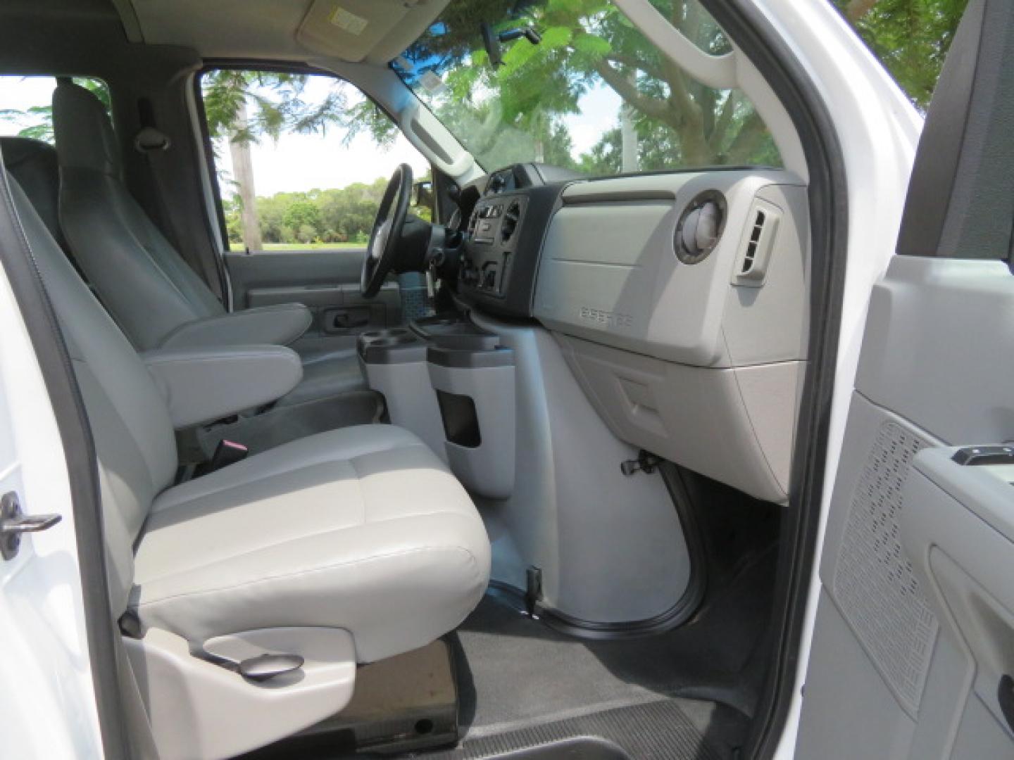 2011 White /Gray Ford E-Series Van E-350 Super Duty Extended (1FTSS3EL3BD) with an 5.4L V8 SOHC 16V engine, located at 4301 Oak Circle #19, Boca Raton, FL, 33431, (954) 561-2499, 26.388472, -80.084045- Photo#66