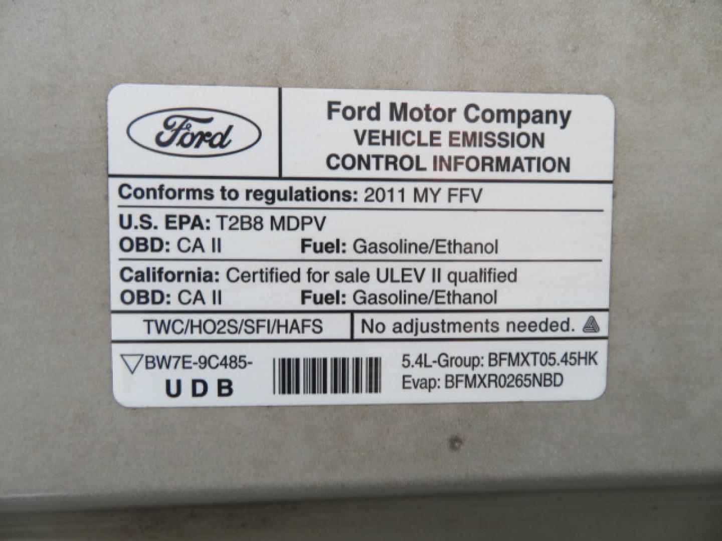 2011 White /Gray Ford E-Series Van E-350 Super Duty Extended (1FTSS3EL3BD) with an 5.4L V8 SOHC 16V engine, located at 4301 Oak Circle #19, Boca Raton, FL, 33431, (954) 561-2499, 26.388472, -80.084045- Photo#72