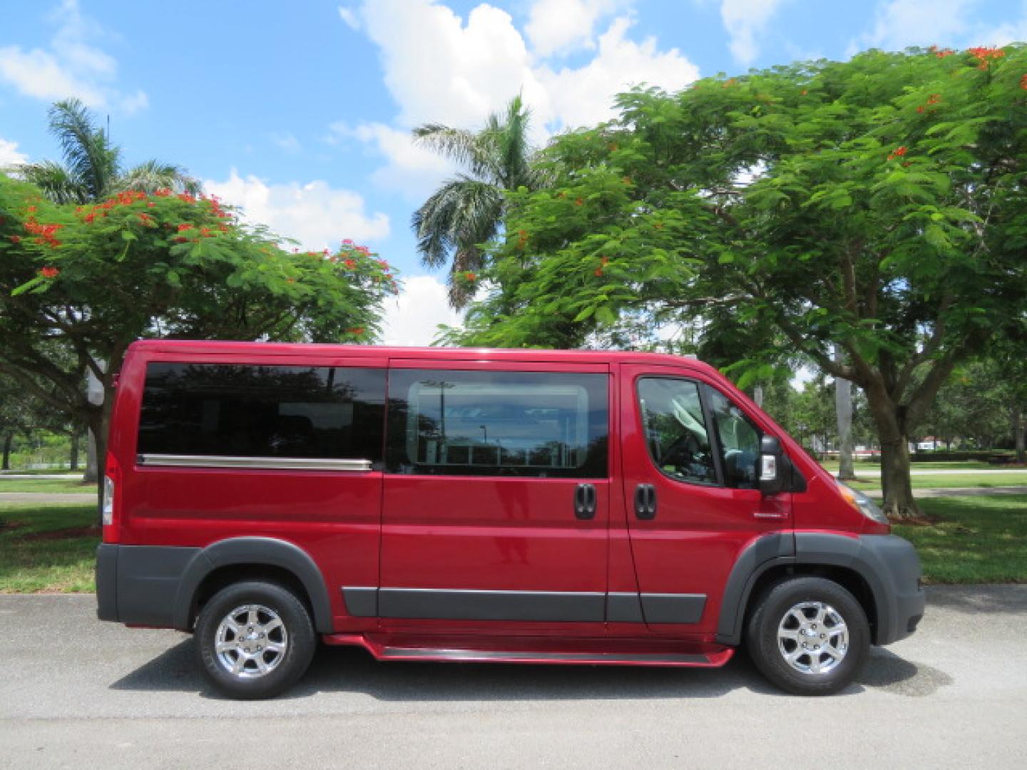2018 Red /Beige RAM Promaster 1500 Low Roof Tradesman 136-in. WB (3C6TRVAG0JE) with an 3.6L V6 engine, 6A transmission, located at 4301 Oak Circle #19, Boca Raton, FL, 33431, (954) 561-2499, 26.388472, -80.084045- Photo#7