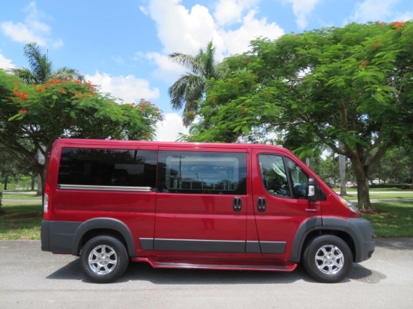 2018 Red /Beige RAM Promaster 1500 Low Roof Tradesman 136-in. WB (3C6TRVAG0JE) with an 3.6L V6 engine, 6A transmission, located at 4301 Oak Circle #19, Boca Raton, FL, 33431, (954) 561-2499, 26.388472, -80.084045- Photo#8
