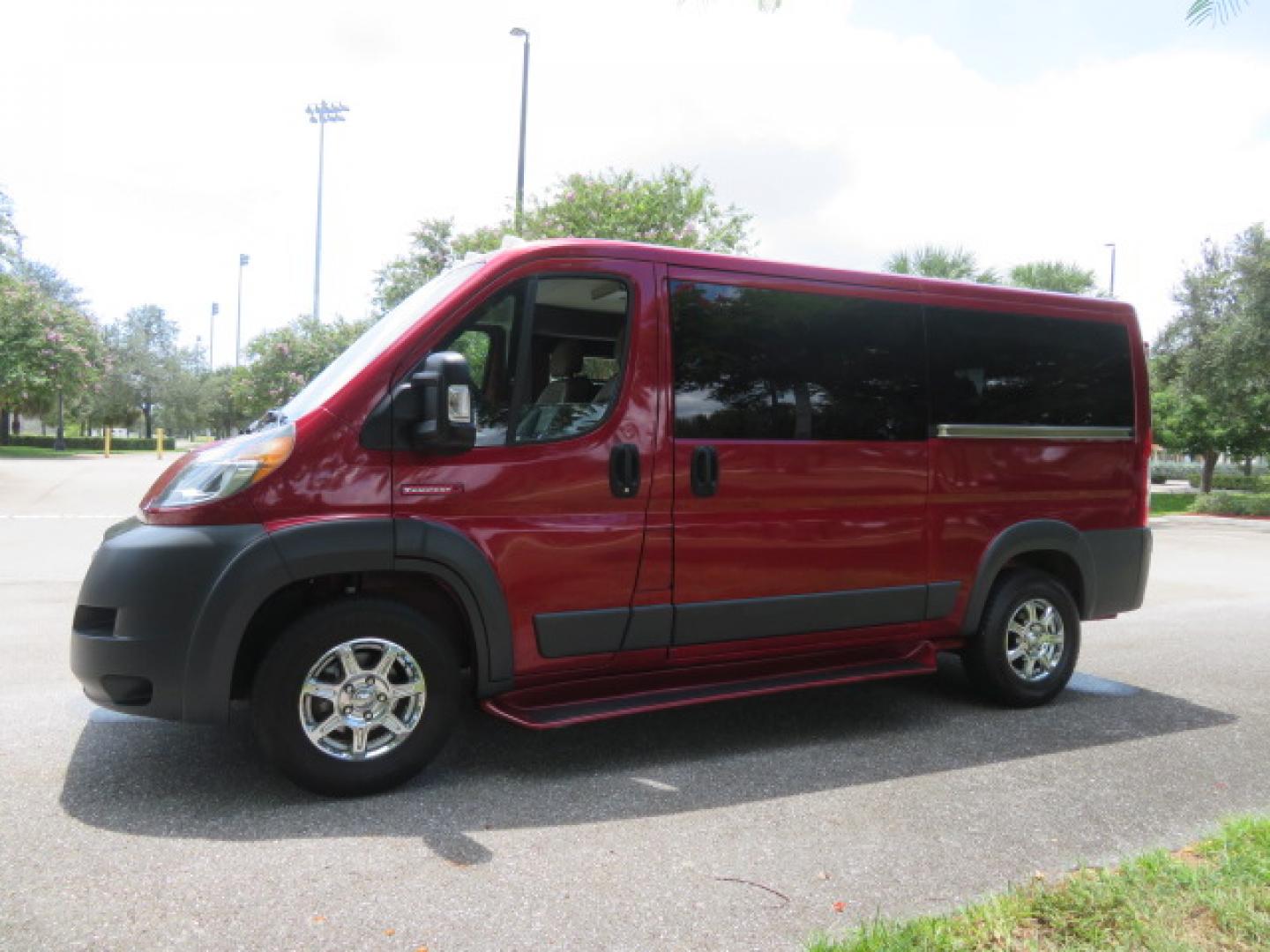 2018 Red /Beige RAM Promaster 1500 Low Roof Tradesman 136-in. WB (3C6TRVAG0JE) with an 3.6L V6 engine, 6A transmission, located at 4301 Oak Circle #19, Boca Raton, FL, 33431, (954) 561-2499, 26.388472, -80.084045- Photo#13
