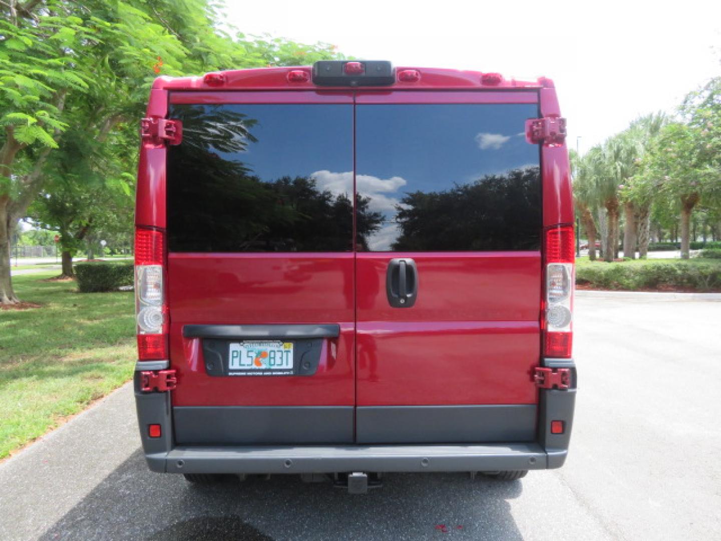 2018 Red /Beige RAM Promaster 1500 Low Roof Tradesman 136-in. WB (3C6TRVAG0JE) with an 3.6L V6 engine, 6A transmission, located at 4301 Oak Circle #19, Boca Raton, FL, 33431, (954) 561-2499, 26.388472, -80.084045- Photo#17