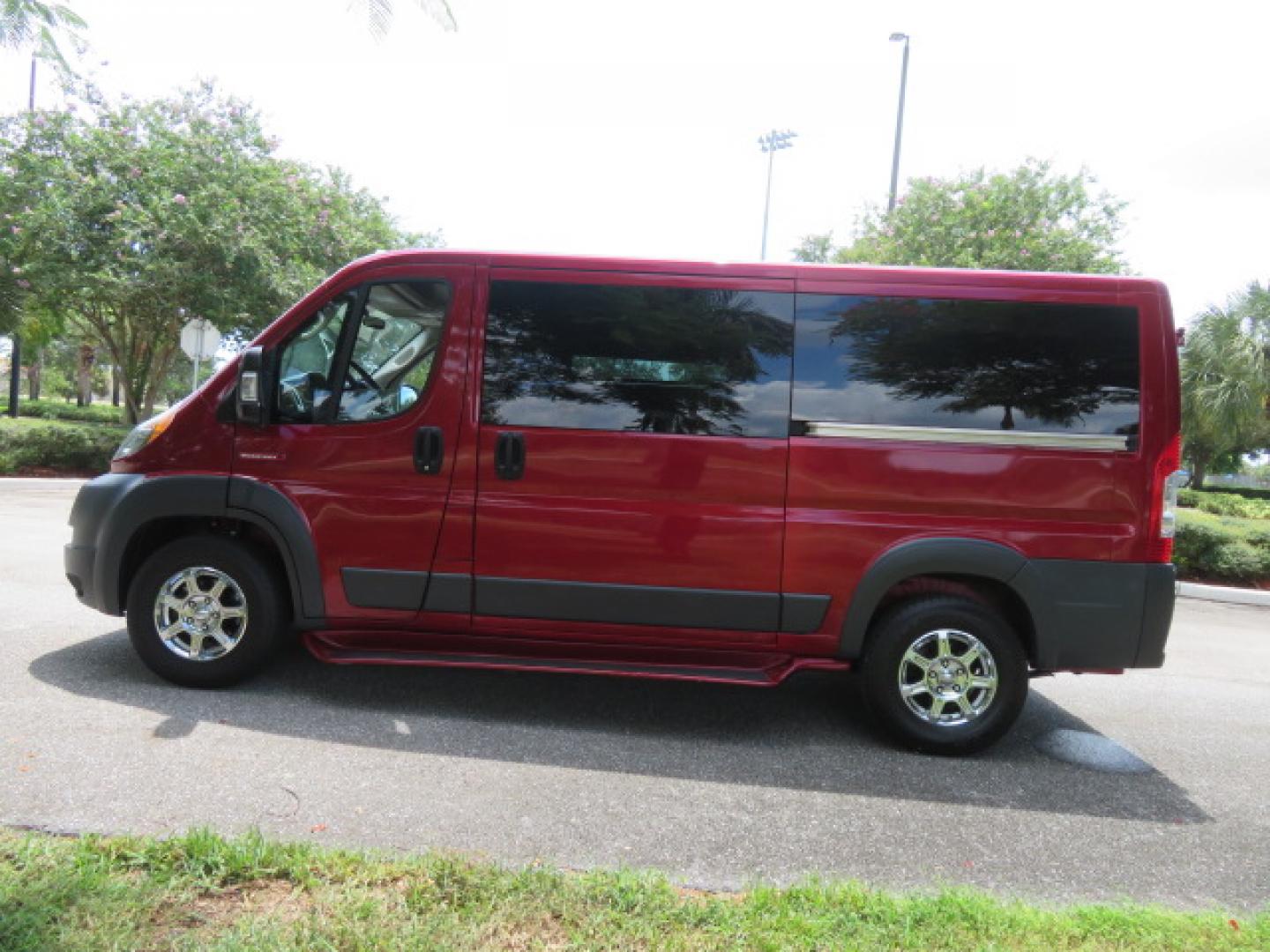 2018 Red /Beige RAM Promaster 1500 Low Roof Tradesman 136-in. WB (3C6TRVAG0JE) with an 3.6L V6 engine, 6A transmission, located at 4301 Oak Circle #19, Boca Raton, FL, 33431, (954) 561-2499, 26.388472, -80.084045- Photo#15