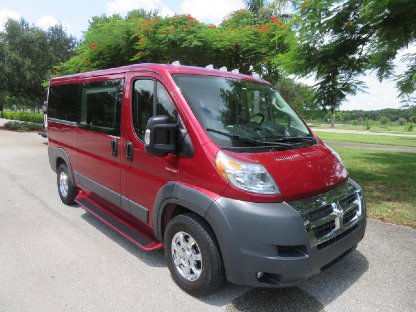 2018 Red /Beige RAM Promaster 1500 Low Roof Tradesman 136-in. WB (3C6TRVAG0JE) with an 3.6L V6 engine, 6A transmission, located at 4301 Oak Circle #19, Boca Raton, FL, 33431, (954) 561-2499, 26.388472, -80.084045- Photo#20