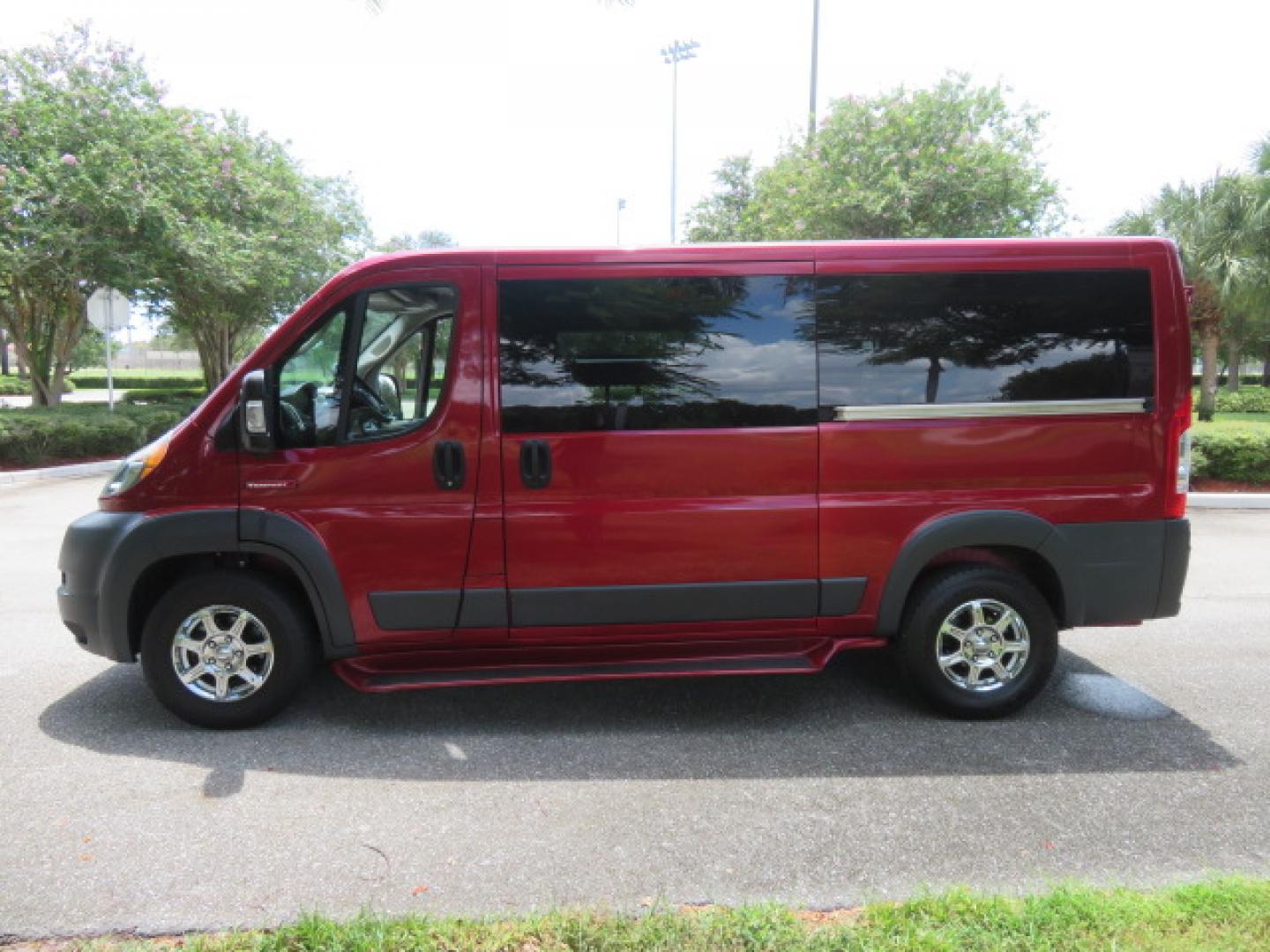 2018 Red /Beige RAM Promaster 1500 Low Roof Tradesman 136-in. WB (3C6TRVAG0JE) with an 3.6L V6 engine, 6A transmission, located at 4301 Oak Circle #19, Boca Raton, FL, 33431, (954) 561-2499, 26.388472, -80.084045- Photo#22