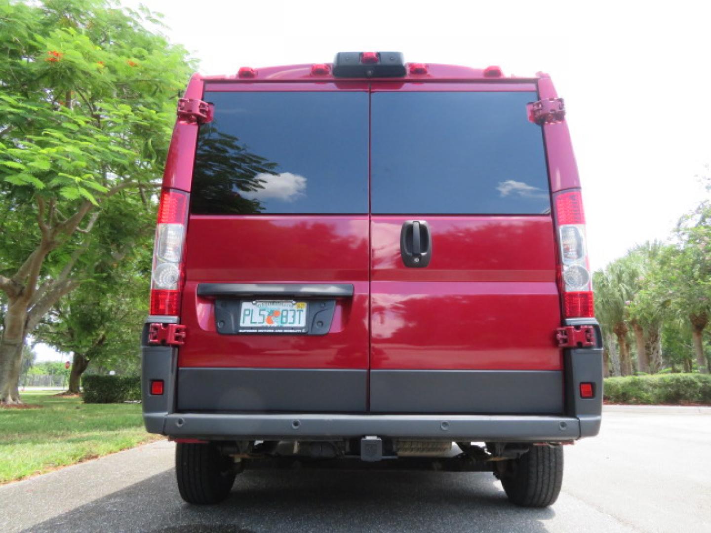 2018 Red /Beige RAM Promaster 1500 Low Roof Tradesman 136-in. WB (3C6TRVAG0JE) with an 3.6L V6 engine, 6A transmission, located at 4301 Oak Circle #19, Boca Raton, FL, 33431, (954) 561-2499, 26.388472, -80.084045- Photo#25