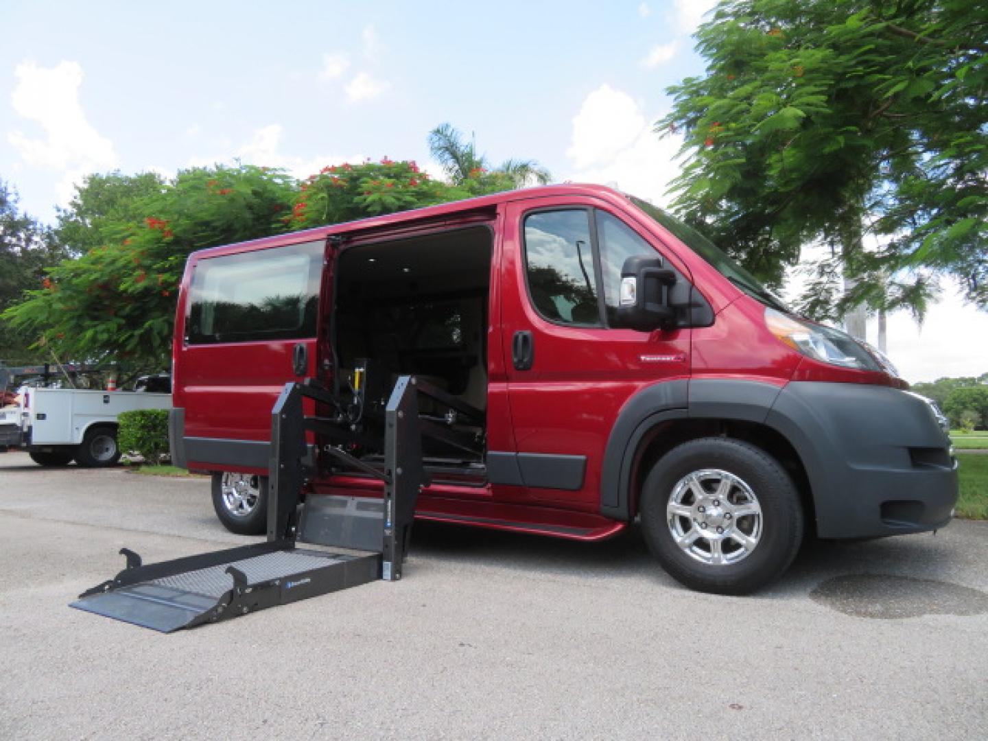 2018 Red /Beige RAM Promaster 1500 Low Roof Tradesman 136-in. WB (3C6TRVAG0JE) with an 3.6L V6 engine, 6A transmission, located at 4301 Oak Circle #19, Boca Raton, FL, 33431, (954) 561-2499, 26.388472, -80.084045- Photo#30
