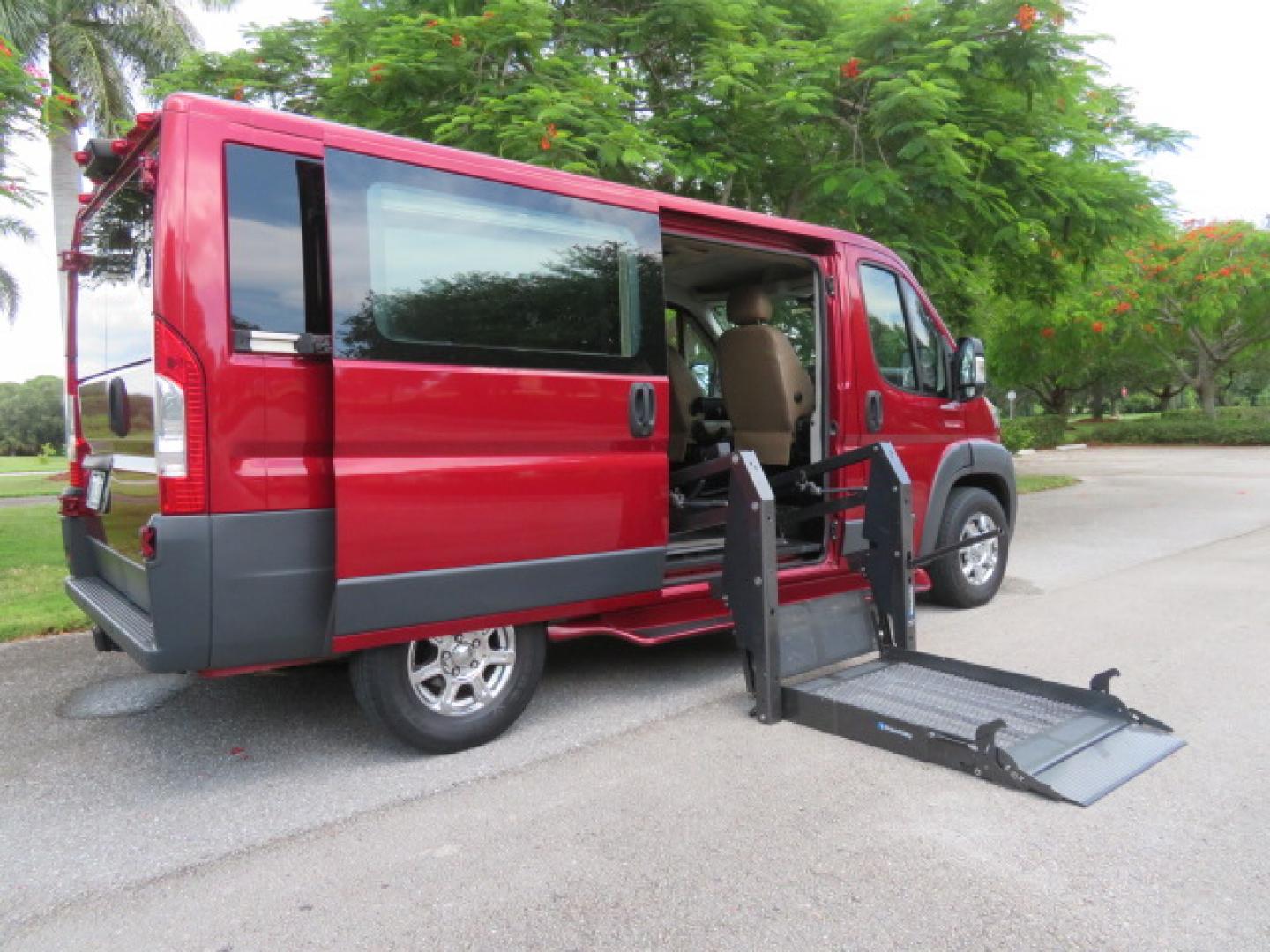 2018 Red /Beige RAM Promaster 1500 Low Roof Tradesman 136-in. WB (3C6TRVAG0JE) with an 3.6L V6 engine, 6A transmission, located at 4301 Oak Circle #19, Boca Raton, FL, 33431, (954) 561-2499, 26.388472, -80.084045- Photo#33