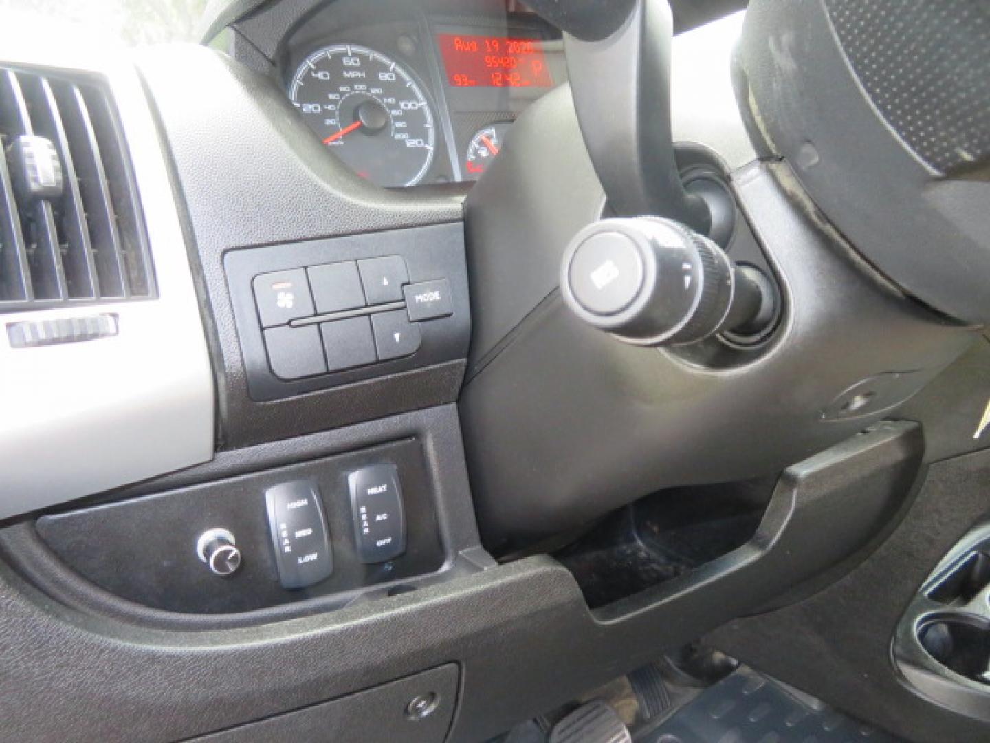 2018 Red /Beige RAM Promaster 1500 Low Roof Tradesman 136-in. WB (3C6TRVAG0JE) with an 3.6L V6 engine, 6A transmission, located at 4301 Oak Circle #19, Boca Raton, FL, 33431, (954) 561-2499, 26.388472, -80.084045- Photo#59