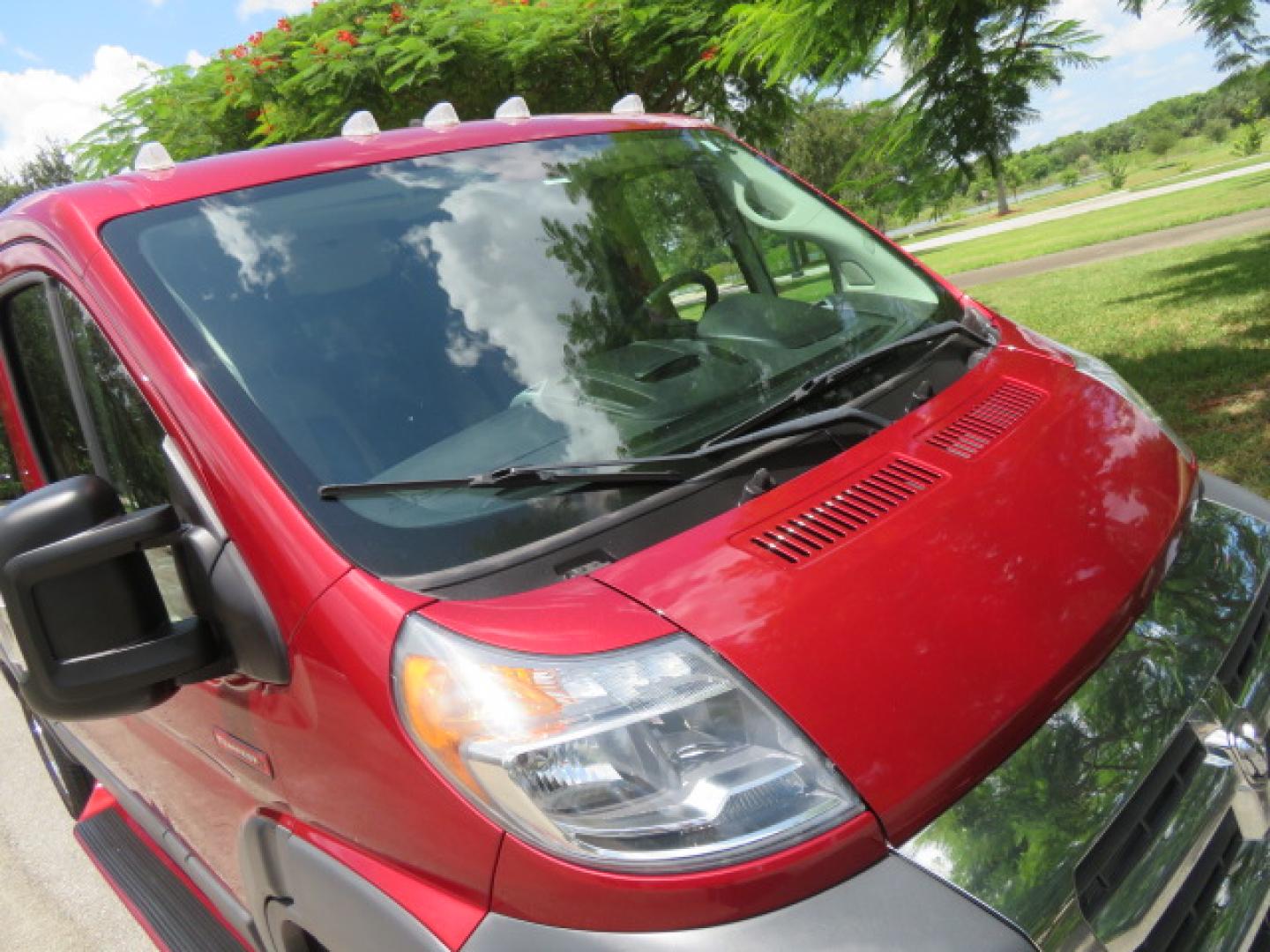 2018 Red /Beige RAM Promaster 1500 Low Roof Tradesman 136-in. WB (3C6TRVAG0JE) with an 3.6L V6 engine, 6A transmission, located at 4301 Oak Circle #19, Boca Raton, FL, 33431, (954) 561-2499, 26.388472, -80.084045- Photo#78