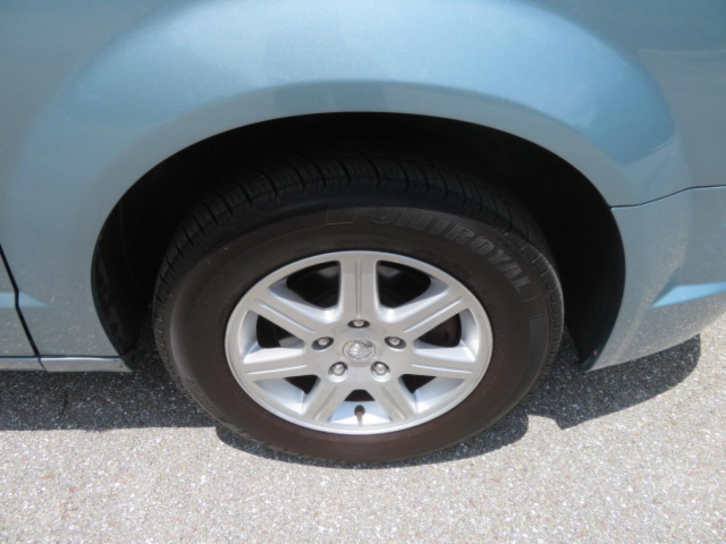 2010 Northsky Blue /Gray Chrysler Town & Country Touring (2A4RR5D16AR) with an 3.8L V6 OHV 12V engine, 6A transmission, located at 4301 Oak Circle #19, Boca Raton, FL, 33431, (954) 561-2499, 26.388472, -80.084045 - Just Traded In! 2010 Chrysler Town & Country Rear-Entry Wheelchair Van ? AFFORDABLE WHEELCHAIR ACCESSIBILITY FROM SUPREME MOTORS & MOBILITY! Looking for an affordable rear-entry wheelchair van without spending the price of a brand-new conversion? This 2010 Chrysler Town & Country Rear Entry- Photo#37