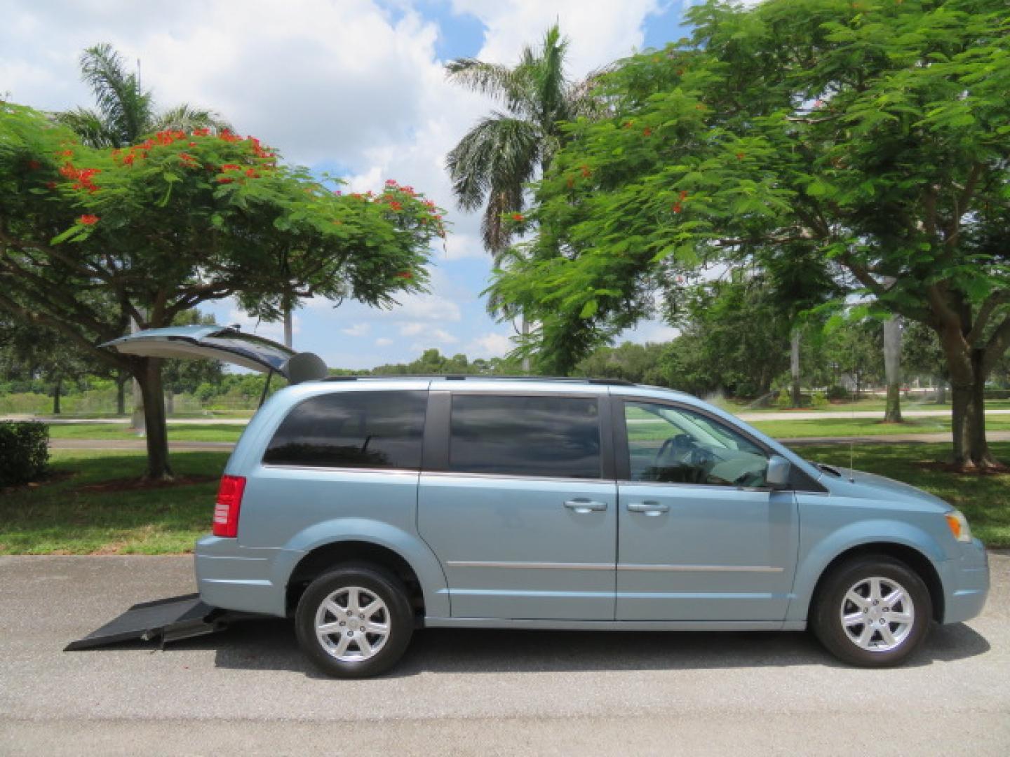 2010 Northsky Blue /Gray Chrysler Town & Country Touring (2A4RR5D16AR) with an 3.8L V6 OHV 12V engine, 6A transmission, located at 4301 Oak Circle #19, Boca Raton, FL, 33431, (954) 561-2499, 26.388472, -80.084045 - Just Traded In! 2010 Chrysler Town & Country Rear-Entry Wheelchair Van ? AFFORDABLE WHEELCHAIR ACCESSIBILITY FROM SUPREME MOTORS & MOBILITY! Looking for an affordable rear-entry wheelchair van without spending the price of a brand-new conversion? This 2010 Chrysler Town & Country Rear Entry- Photo#43