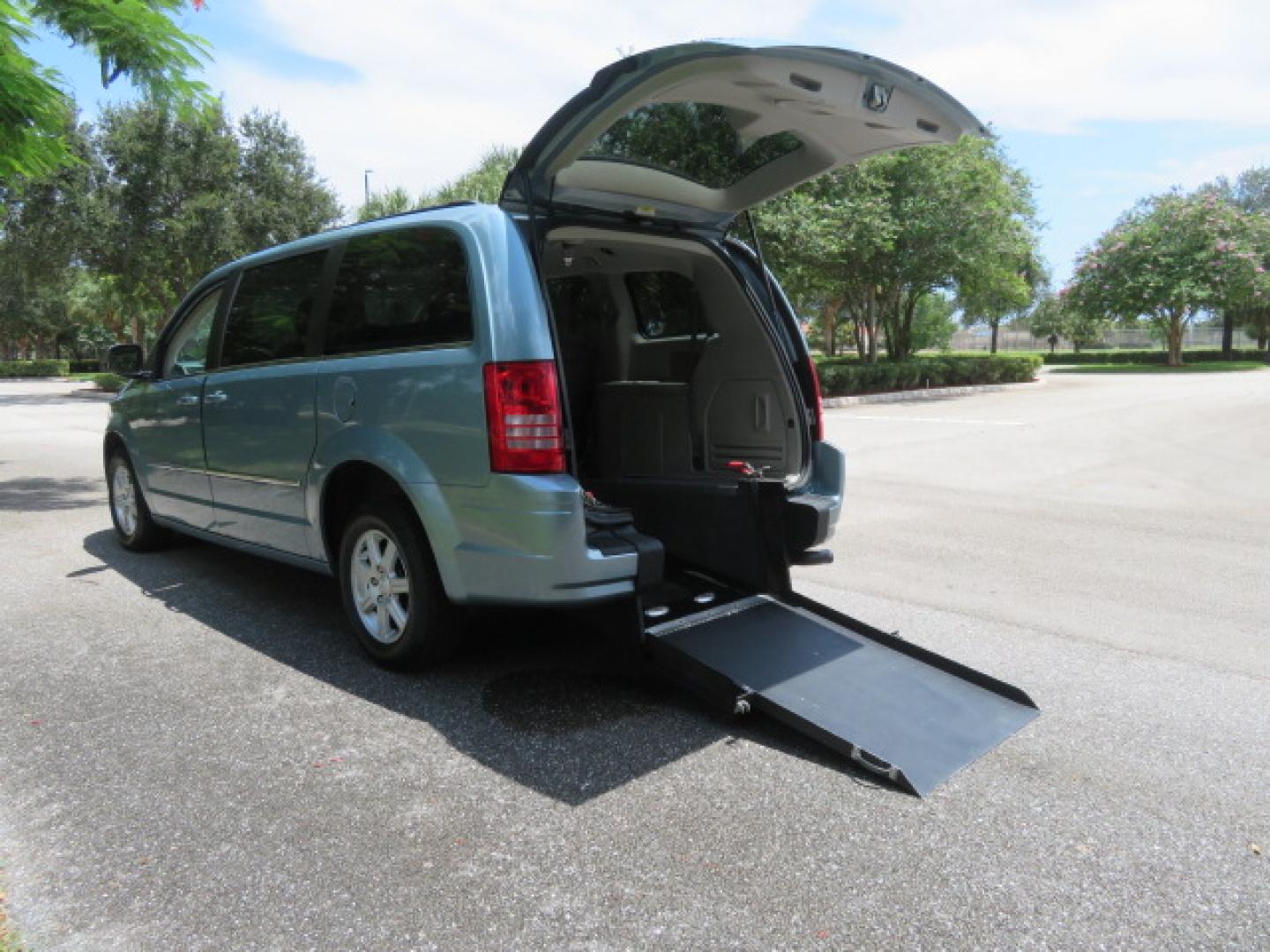2010 Northsky Blue /Gray Chrysler Town & Country Touring (2A4RR5D16AR) with an 3.8L V6 OHV 12V engine, 6A transmission, located at 4301 Oak Circle #19, Boca Raton, FL, 33431, (954) 561-2499, 26.388472, -80.084045 - Just Traded In! 2010 Chrysler Town & Country Rear-Entry Wheelchair Van ? AFFORDABLE WHEELCHAIR ACCESSIBILITY FROM SUPREME MOTORS & MOBILITY! Looking for an affordable rear-entry wheelchair van without spending the price of a brand-new conversion? This 2010 Chrysler Town & Country Rear Entry- Photo#3