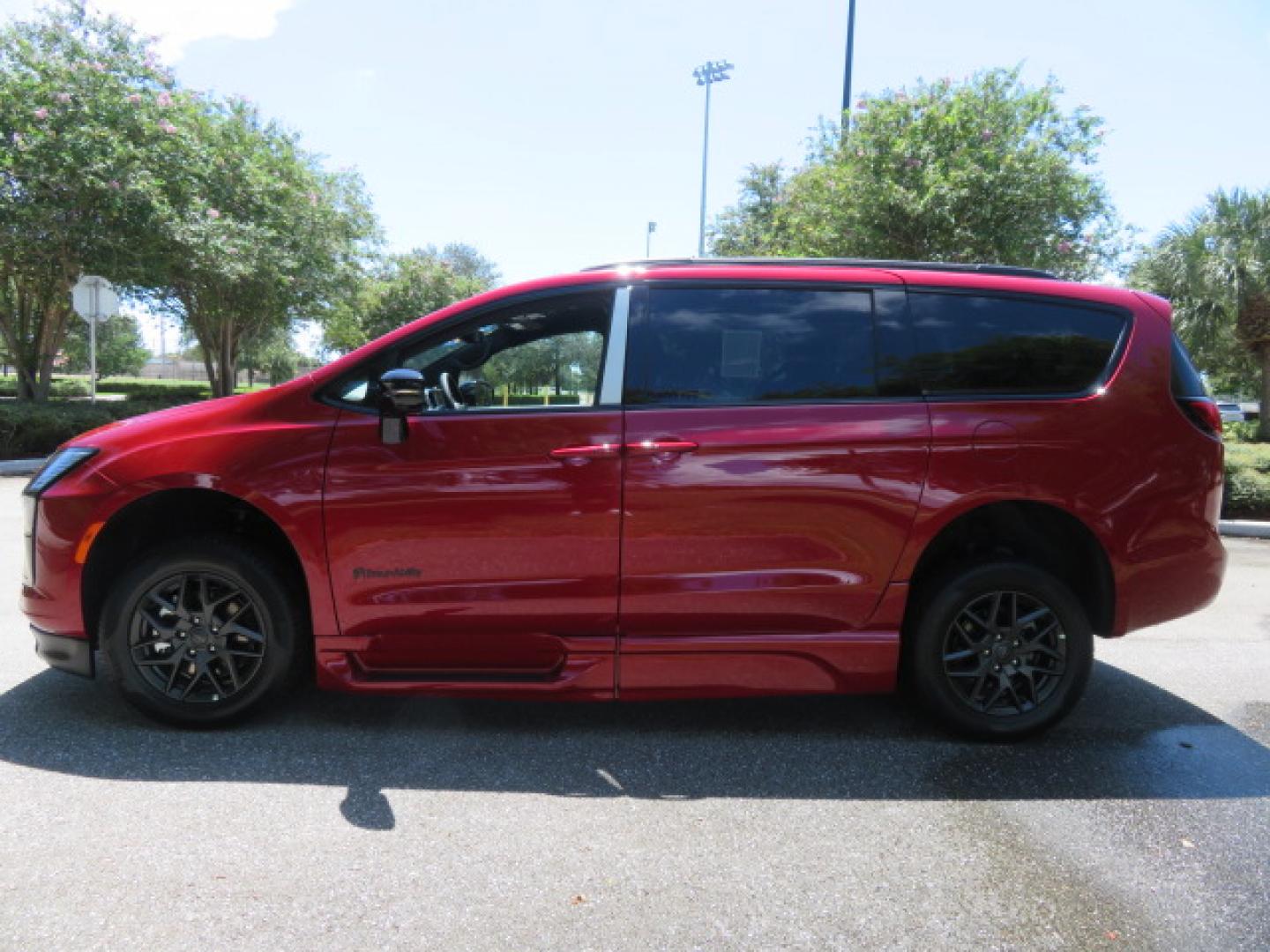 2027 Red /Black CHRYSLER Pacifica Sport (2C4RC1BG4VR) , located at 4301 Oak Circle #19, Boca Raton, FL, 33431, (954) 561-2499, 26.388472, -80.084045 - ? BRAND NEW 2027 CHRYSLER PACIFICA SELECT SPORT — BRAUNABILITY XT WHEELCHAIR CONVERSION ? ? RED HOT PEARL • S APPEARANCE PACKAGE ? ? THE NEW STANDARD IN WHEELCHAIR ACCESSIBILITY, COMFORT & STYLE! Looking for a BRAND NEW wheelchair accessible van with bold styling, premium comfort, and industr- Photo#14