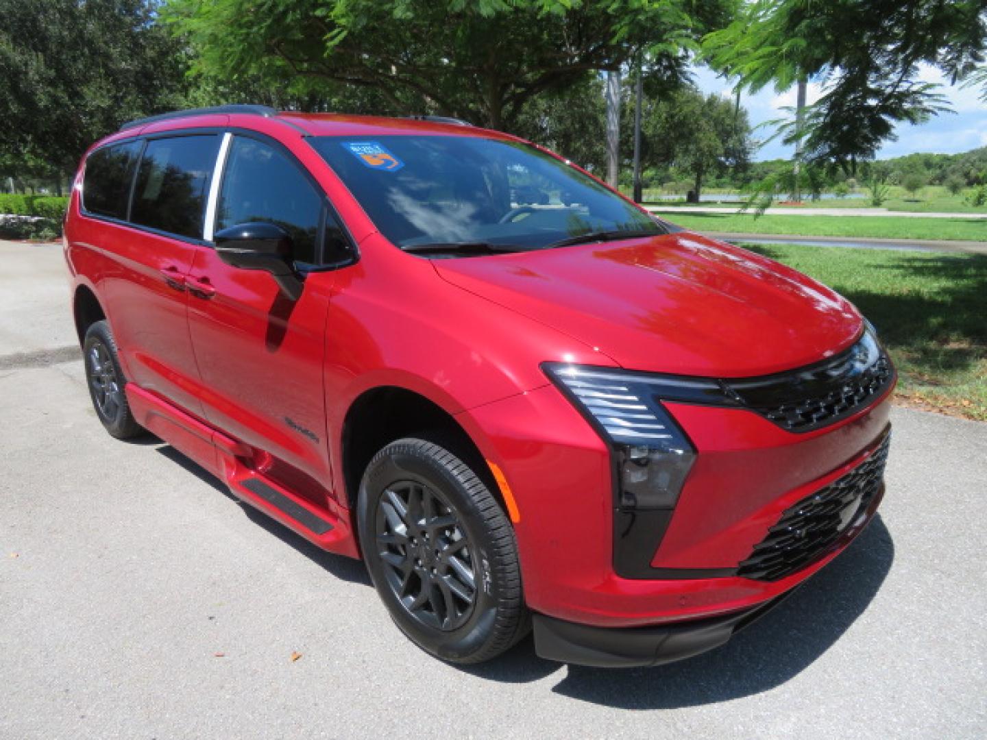 2027 Red /Black CHRYSLER Pacifica Sport (2C4RC1BG4VR) , located at 4301 Oak Circle #19, Boca Raton, FL, 33431, (954) 561-2499, 26.388472, -80.084045 - ? BRAND NEW 2027 CHRYSLER PACIFICA SELECT SPORT — BRAUNABILITY XT WHEELCHAIR CONVERSION ? ? RED HOT PEARL • S APPEARANCE PACKAGE ? ? THE NEW STANDARD IN WHEELCHAIR ACCESSIBILITY, COMFORT & STYLE! Looking for a BRAND NEW wheelchair accessible van with bold styling, premium comfort, and industr- Photo#21